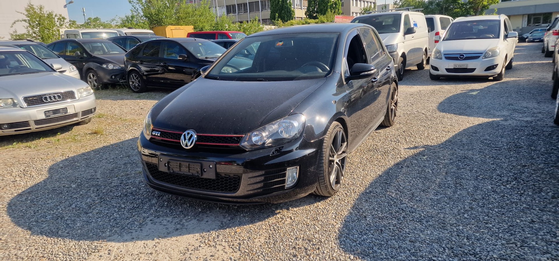 VW Golf 2.0 TSI GTI-image-0