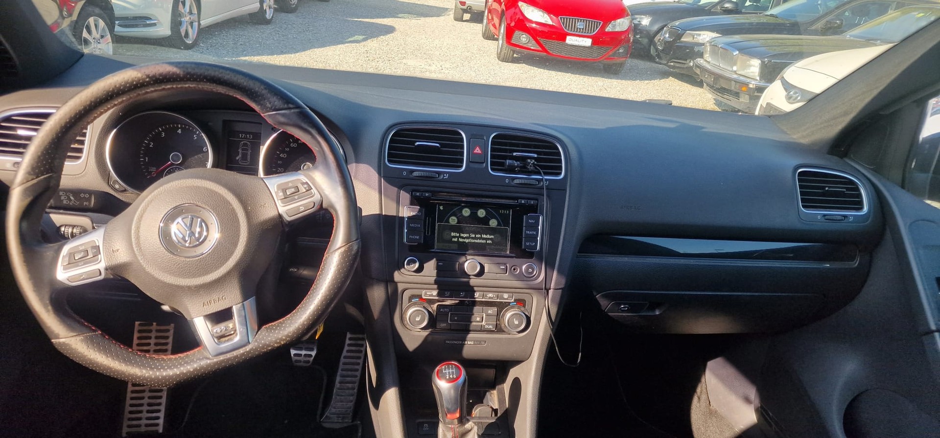 VW Golf 2.0 TSI GTI-image-8