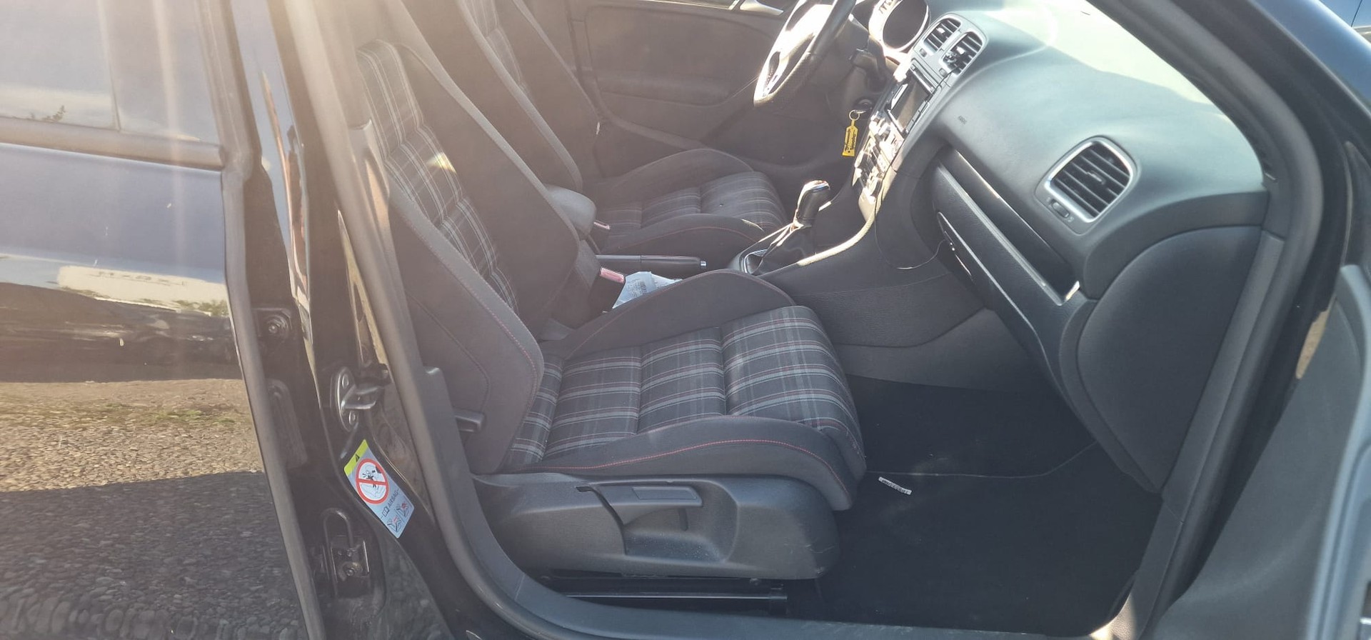 VW Golf 2.0 TSI GTI-image-7