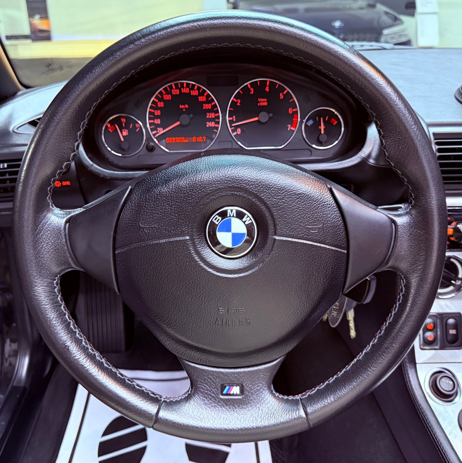 BMW Z3 3.0i Roadster-image-14