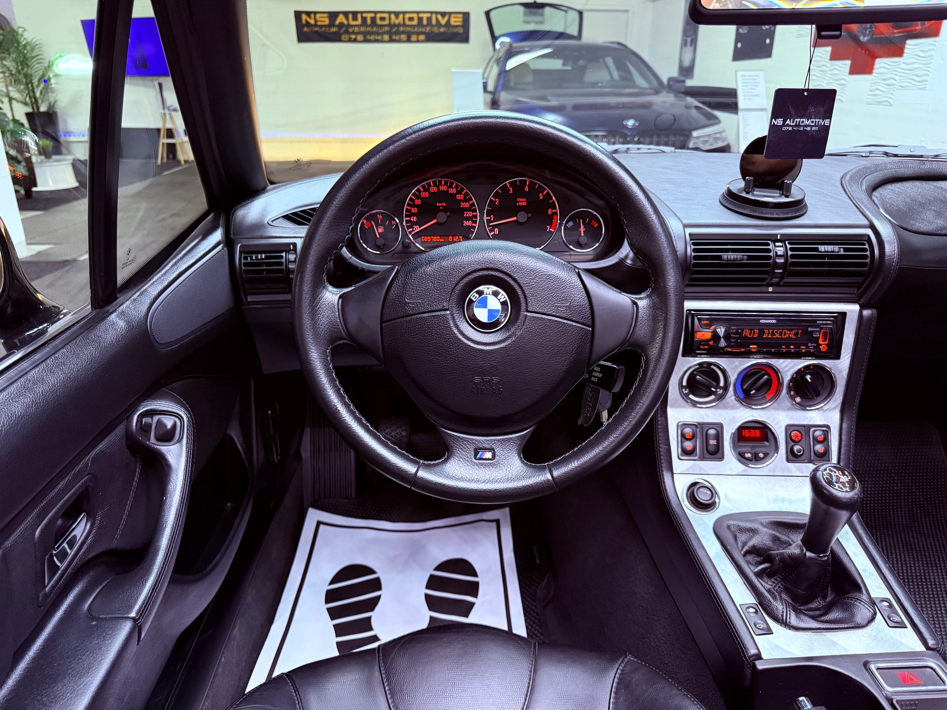 BMW Z3 3.0i Roadster-image-29