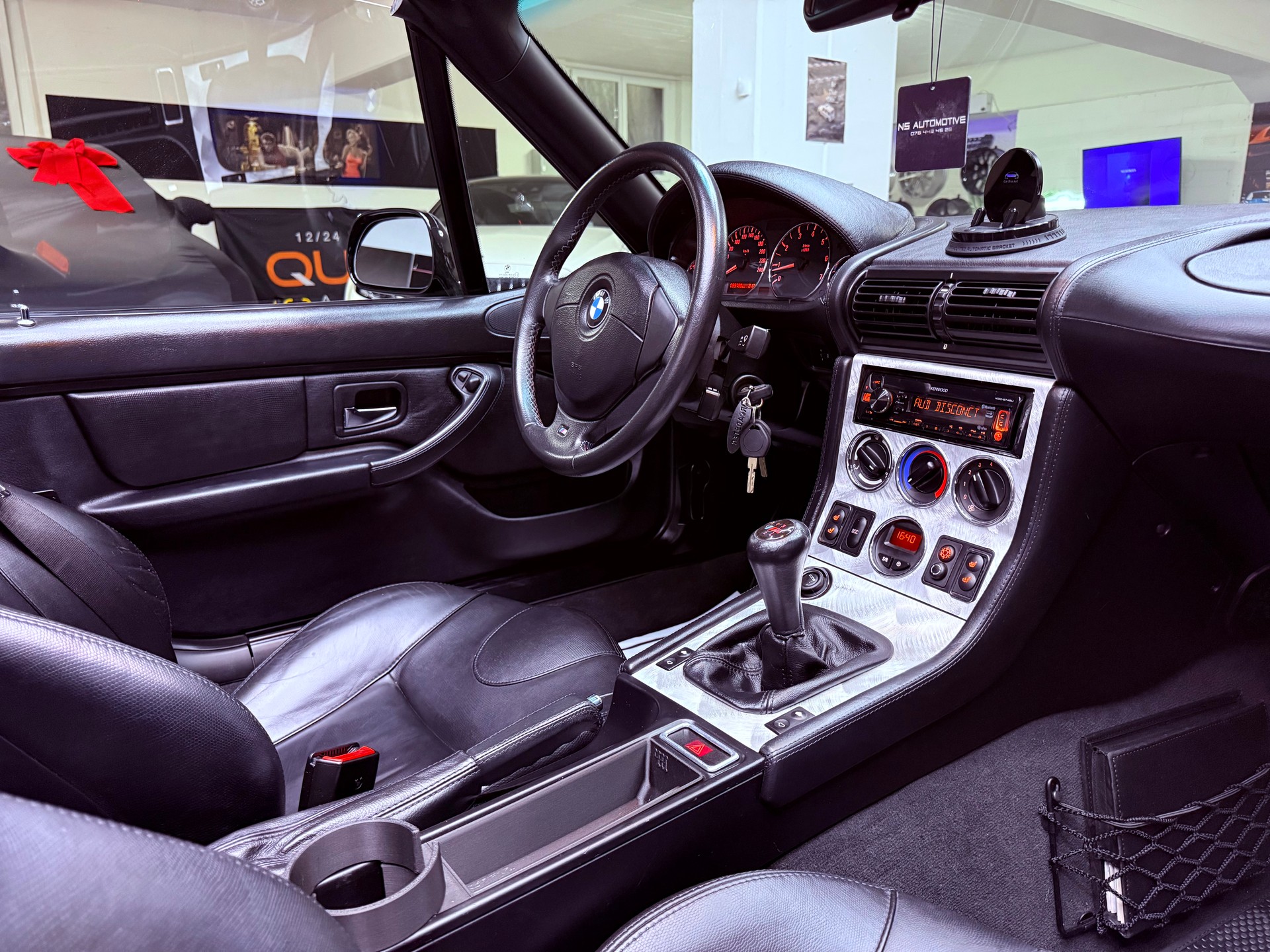 BMW Z3 3.0i Roadster-image-19