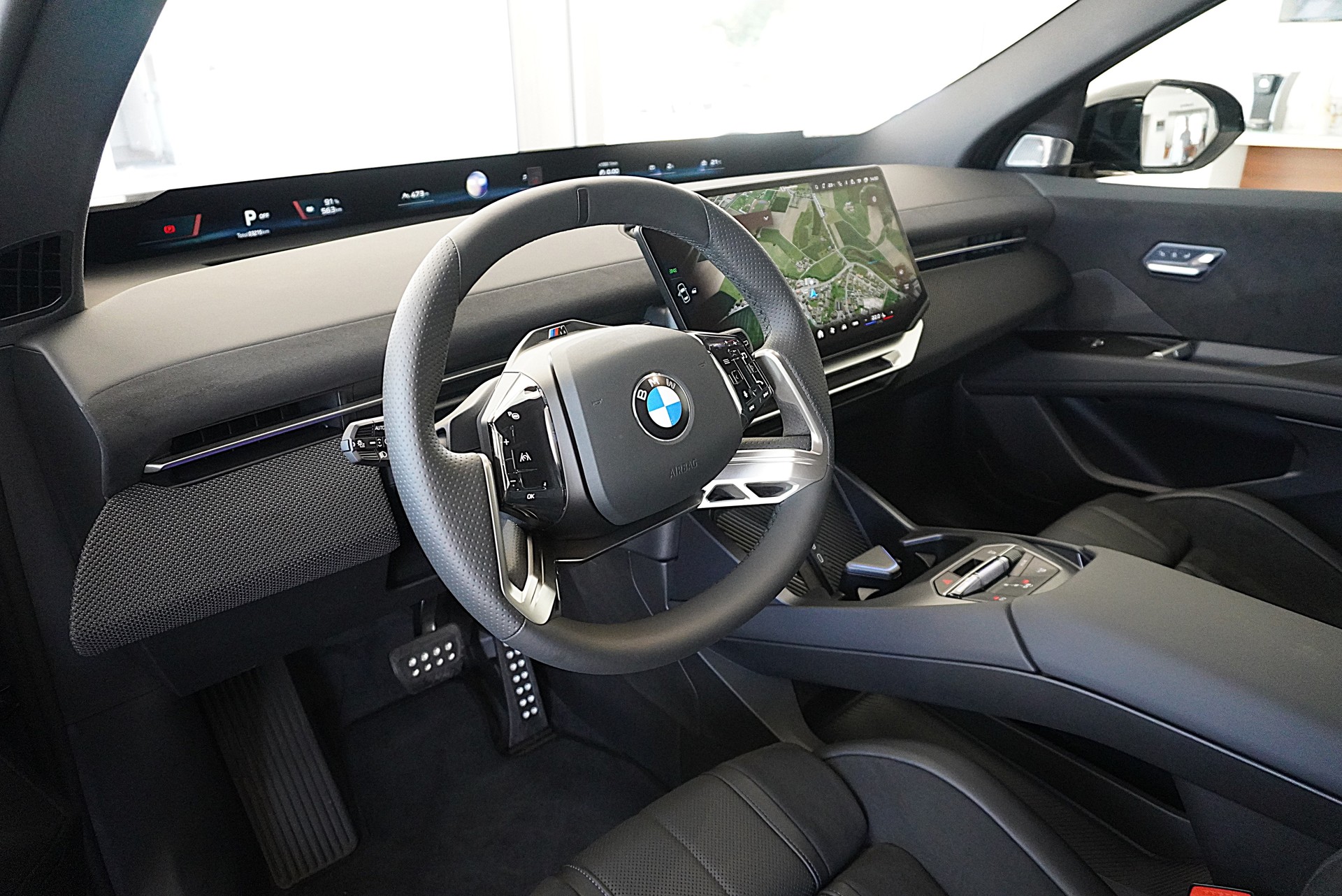 BMW iX3 50 xDrive M Sport Pro-image-11