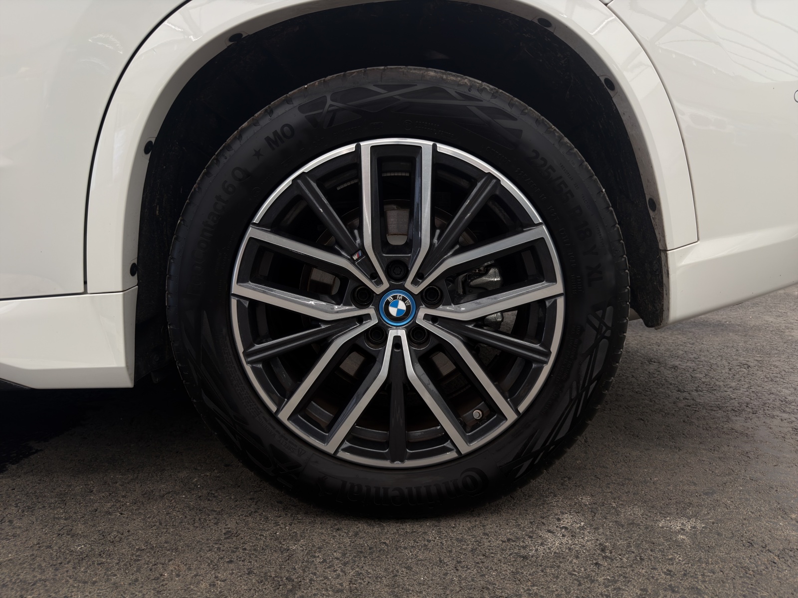 BMW X1 xDrive 25e M Sport - AHK - Premium Paket-image-13