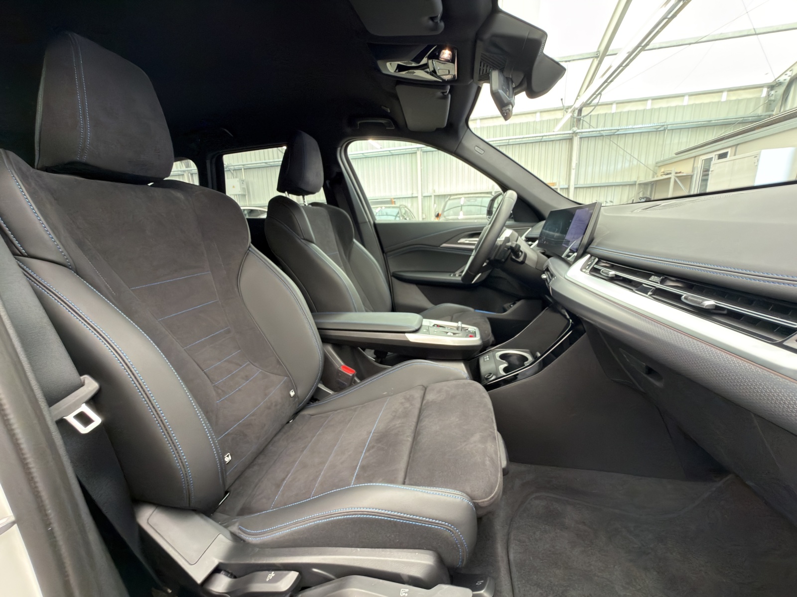 BMW X1 xDrive 25e M Sport - AHK - Premium Paket-image-11