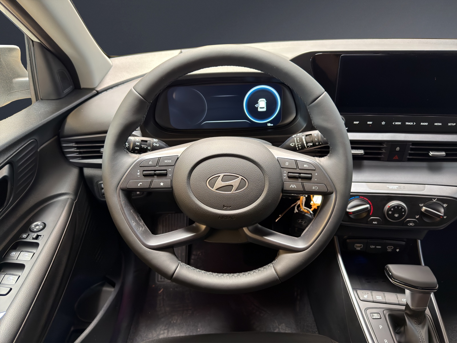 HYUNDAI i20 1.0 T-GDi Amplia DCT-image-12