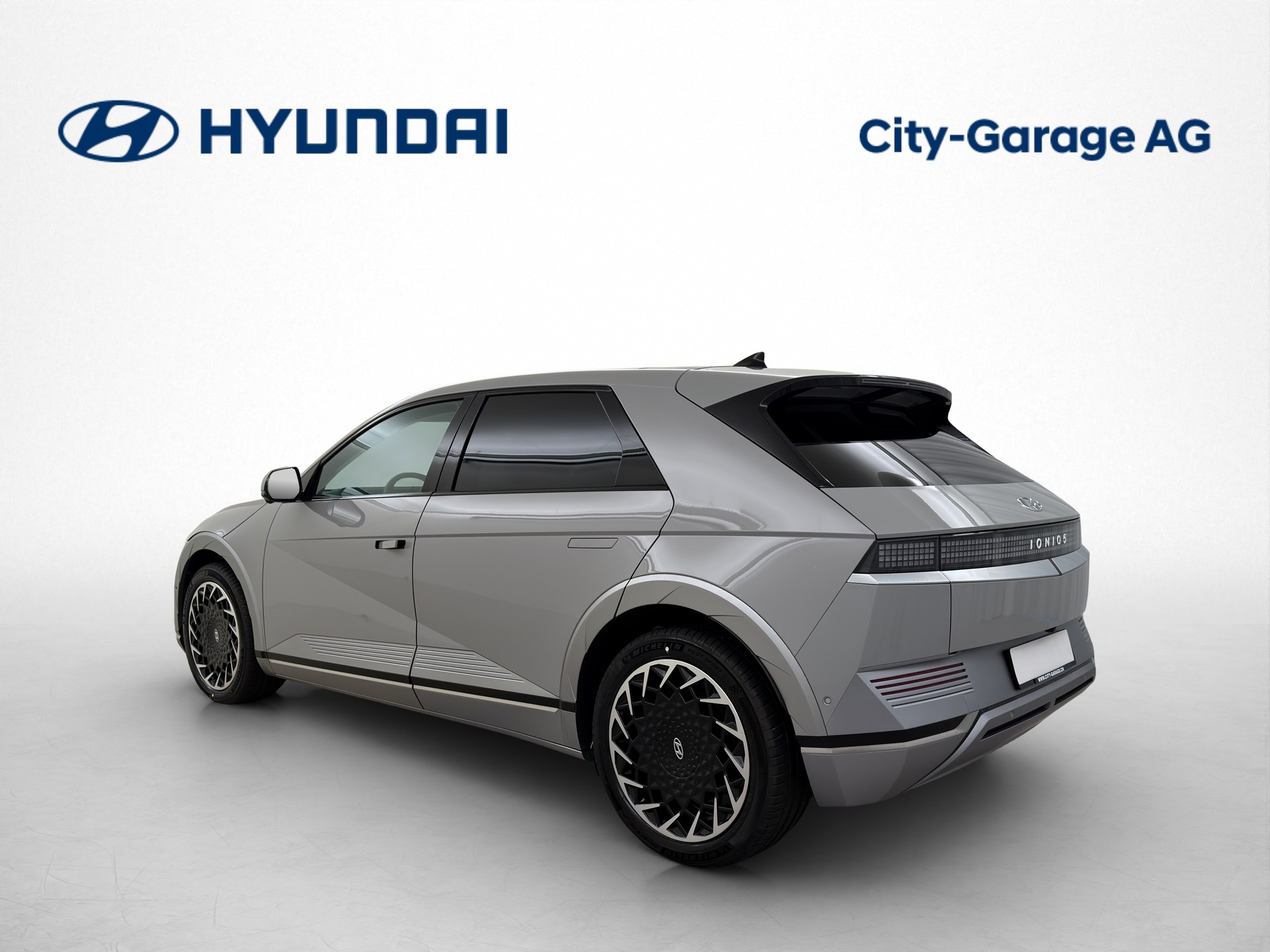 HYUNDAI Ioniq 5 Vertex 4WD 77 kWh-showroom-element-2