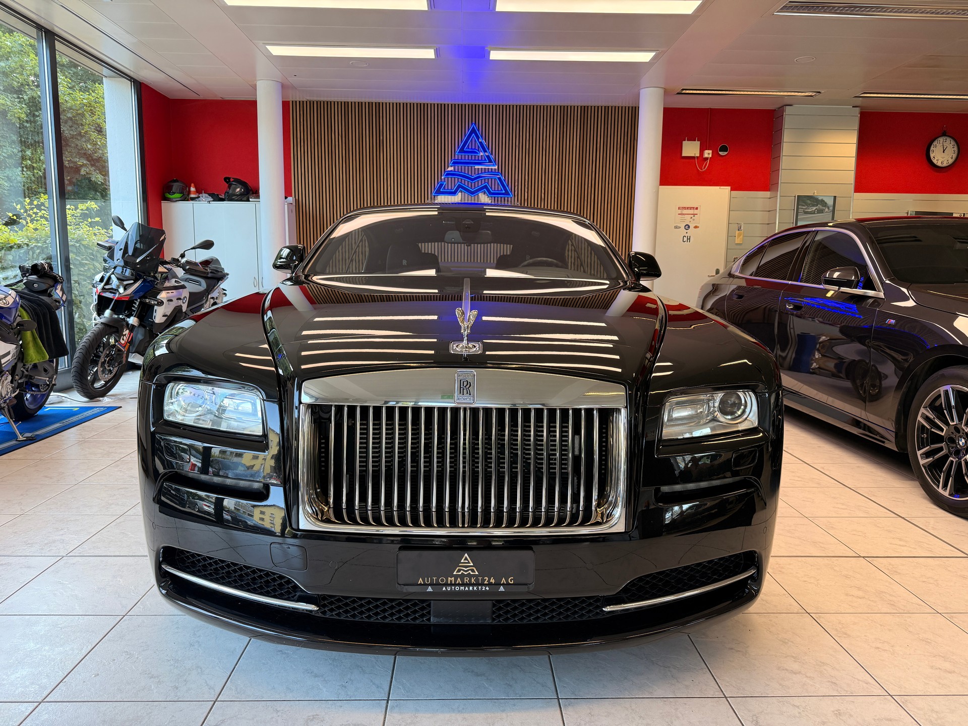 ROLLS-ROYCE Wraith 6.6 V12-image-1