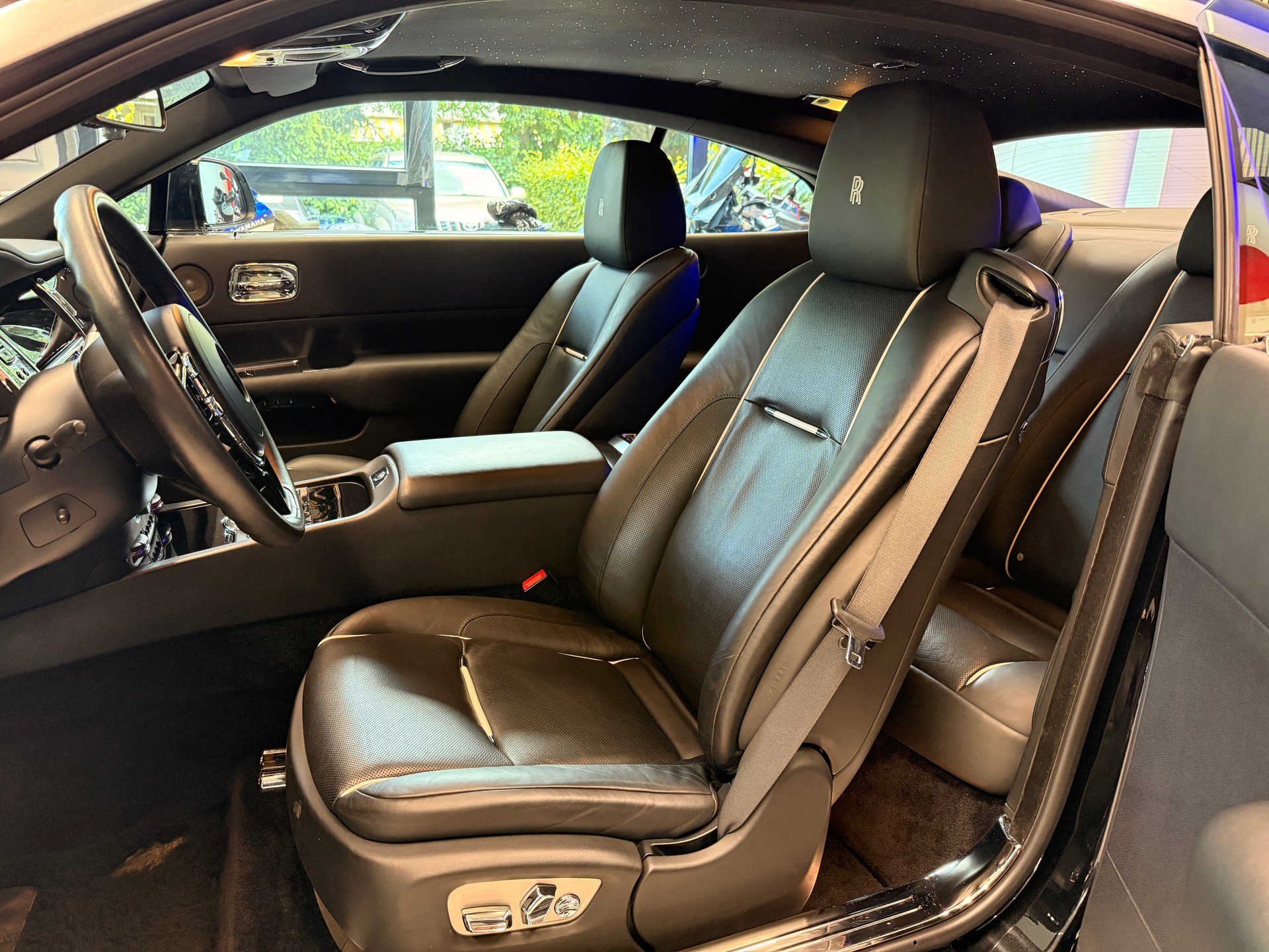 ROLLS-ROYCE Wraith 6.6 V12-image-3