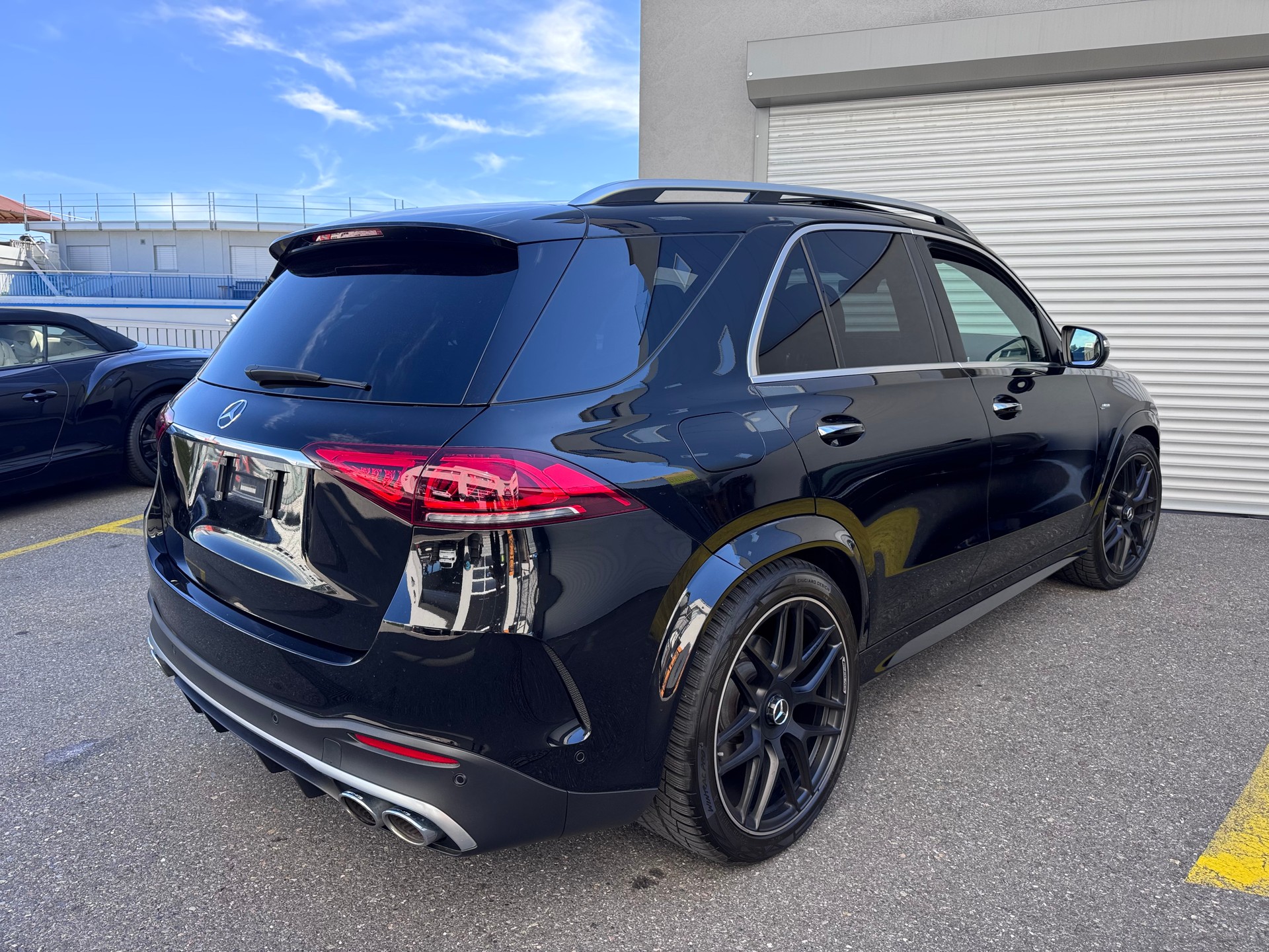 MERCEDES-BENZ GLE 53 AMG 4Matic+ 9G-Speedshift-image-2
