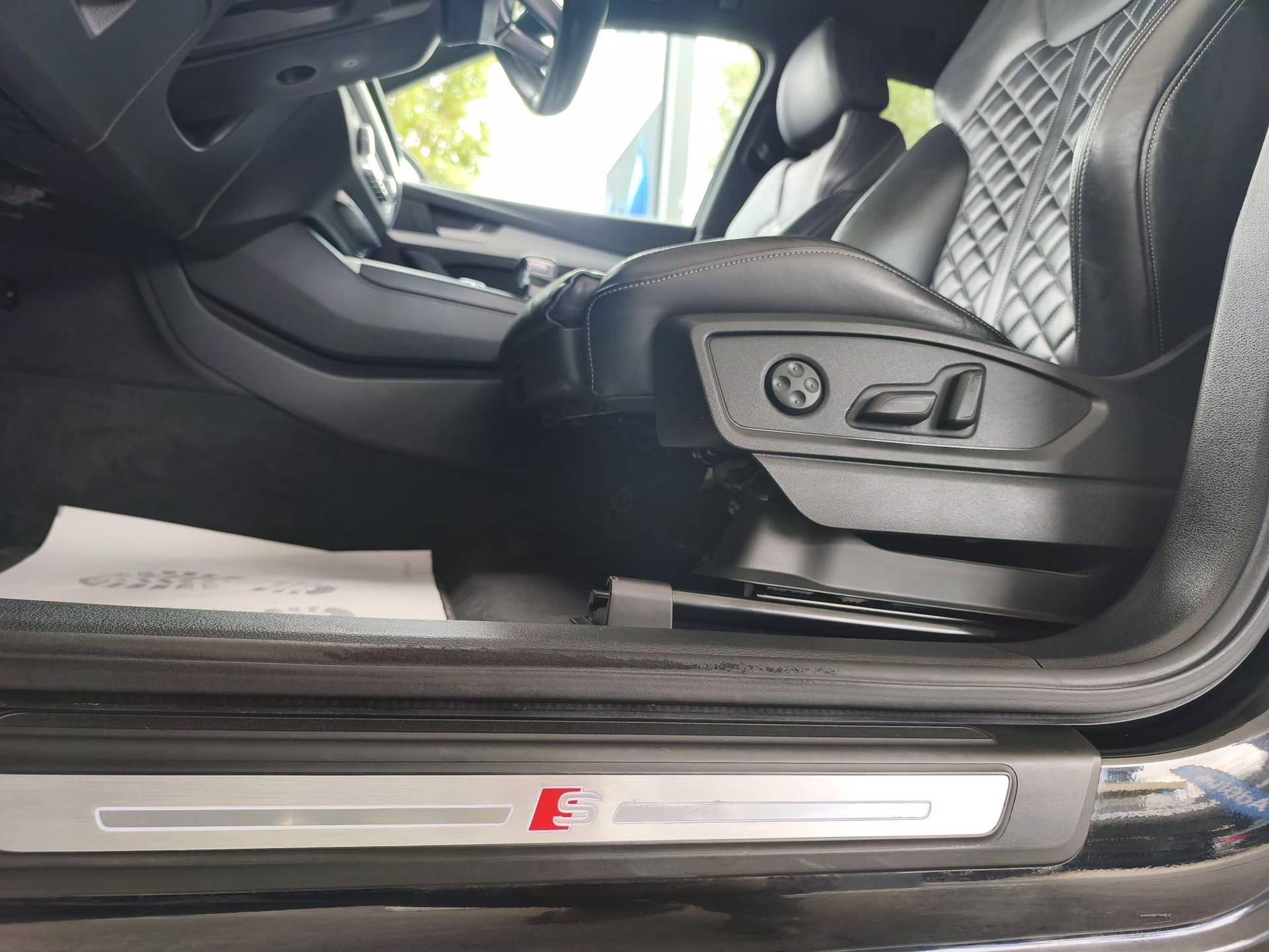 AUDI SQ5 TDI quattro tiptronic-image-21