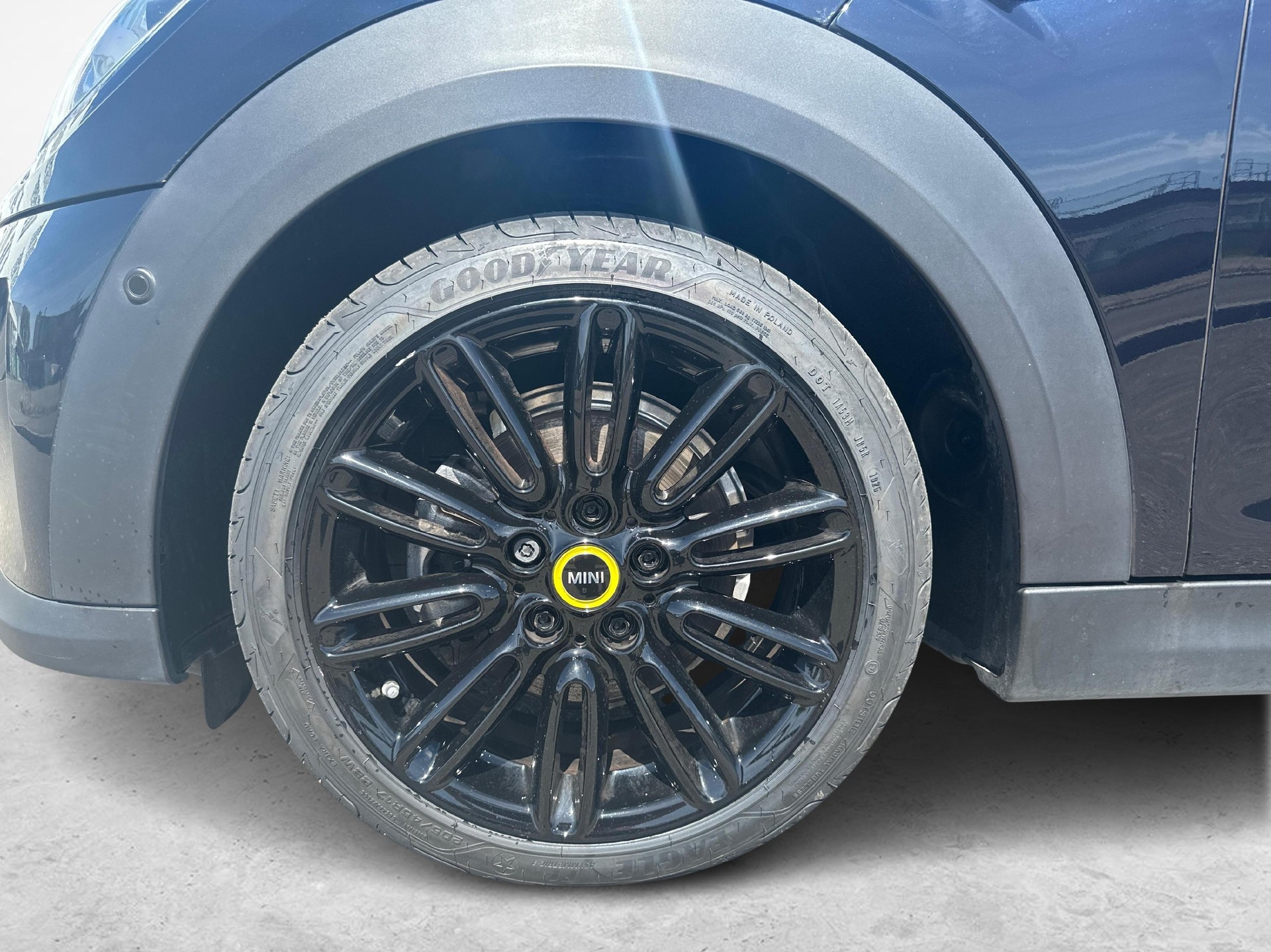 MINI F56 Cooper SE-image-12