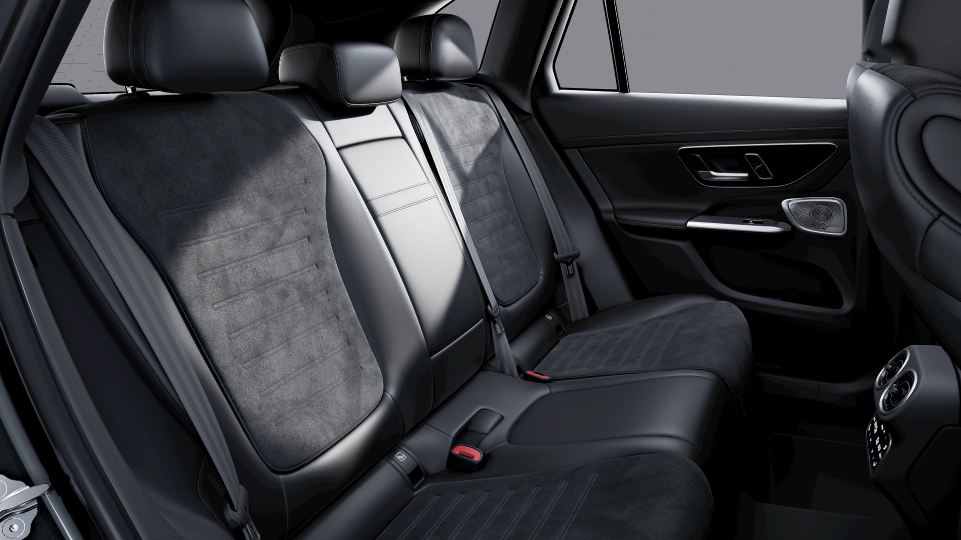 MERCEDES-BENZ GLC 300 e EQ Star AMG Line 4MATIC-image-6