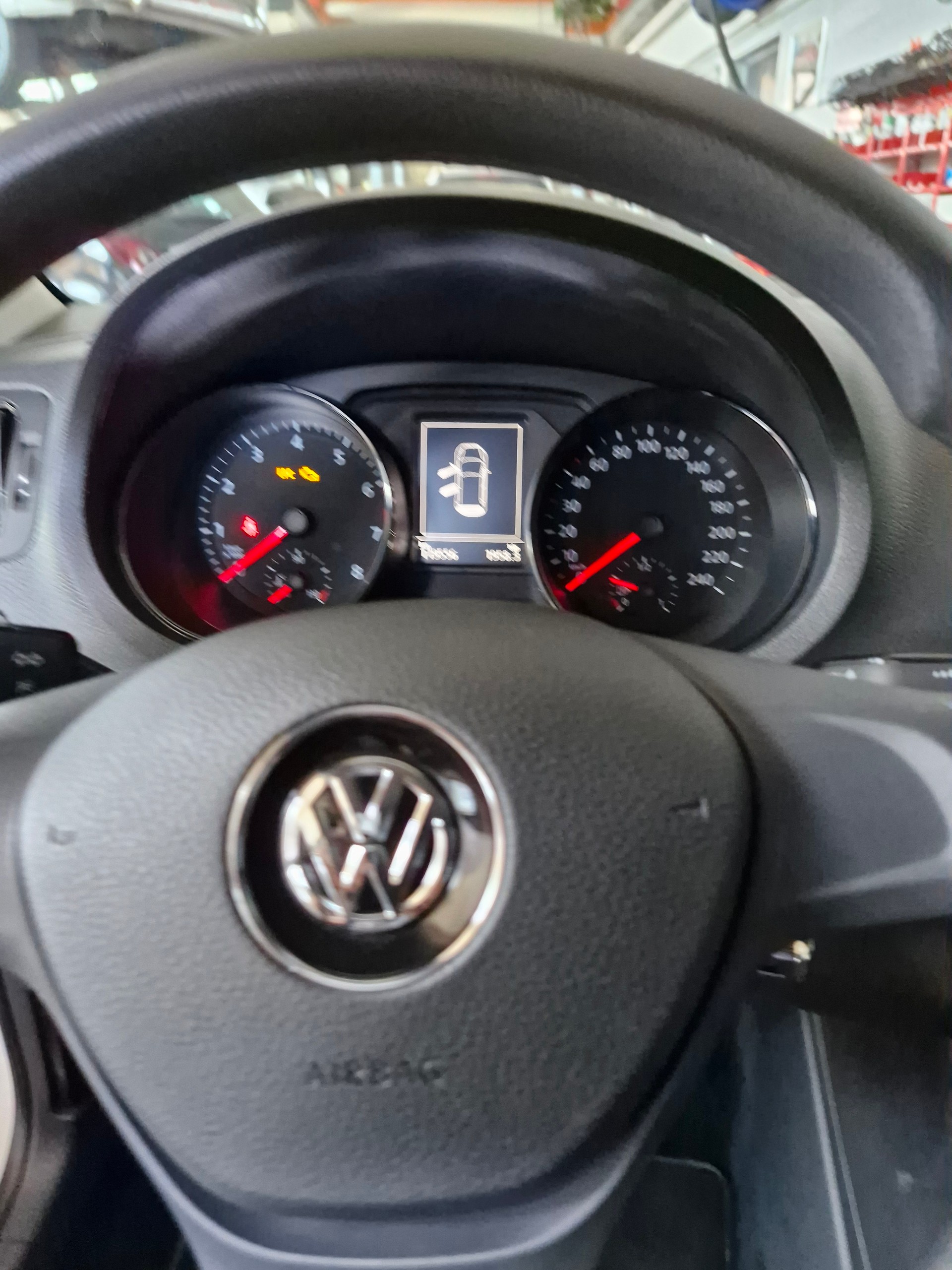 VW 1.0 MPI 60 BlueMT Start-image-5