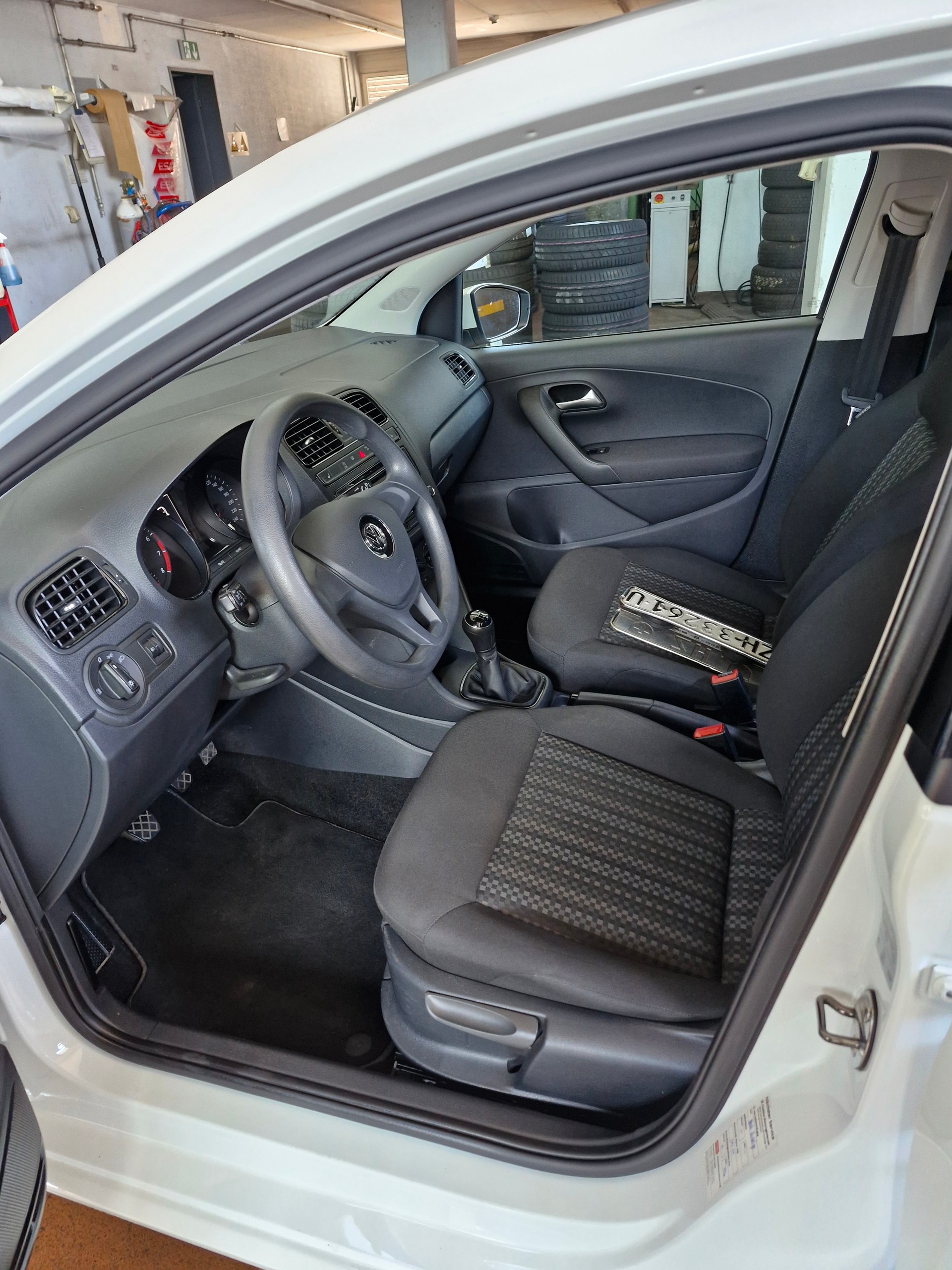 VW 1.0 MPI 60 BlueMT Start-image-3