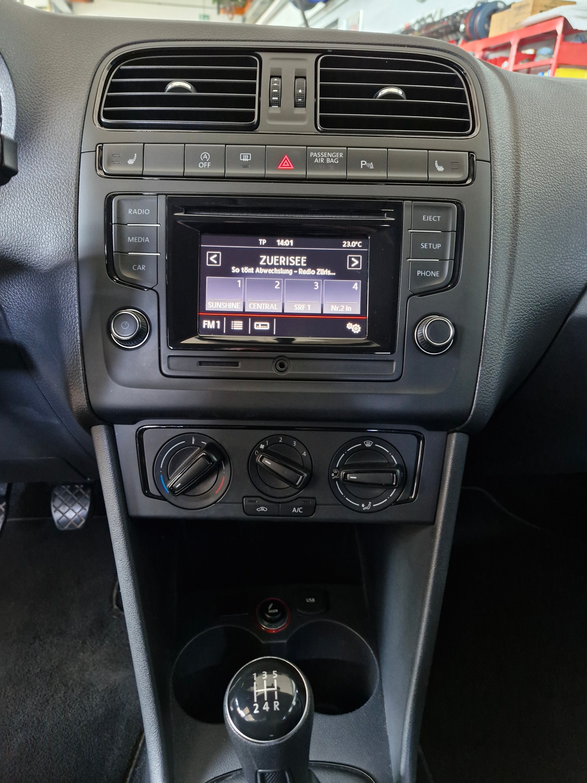 VW 1.0 MPI 60 BlueMT Start-image-4