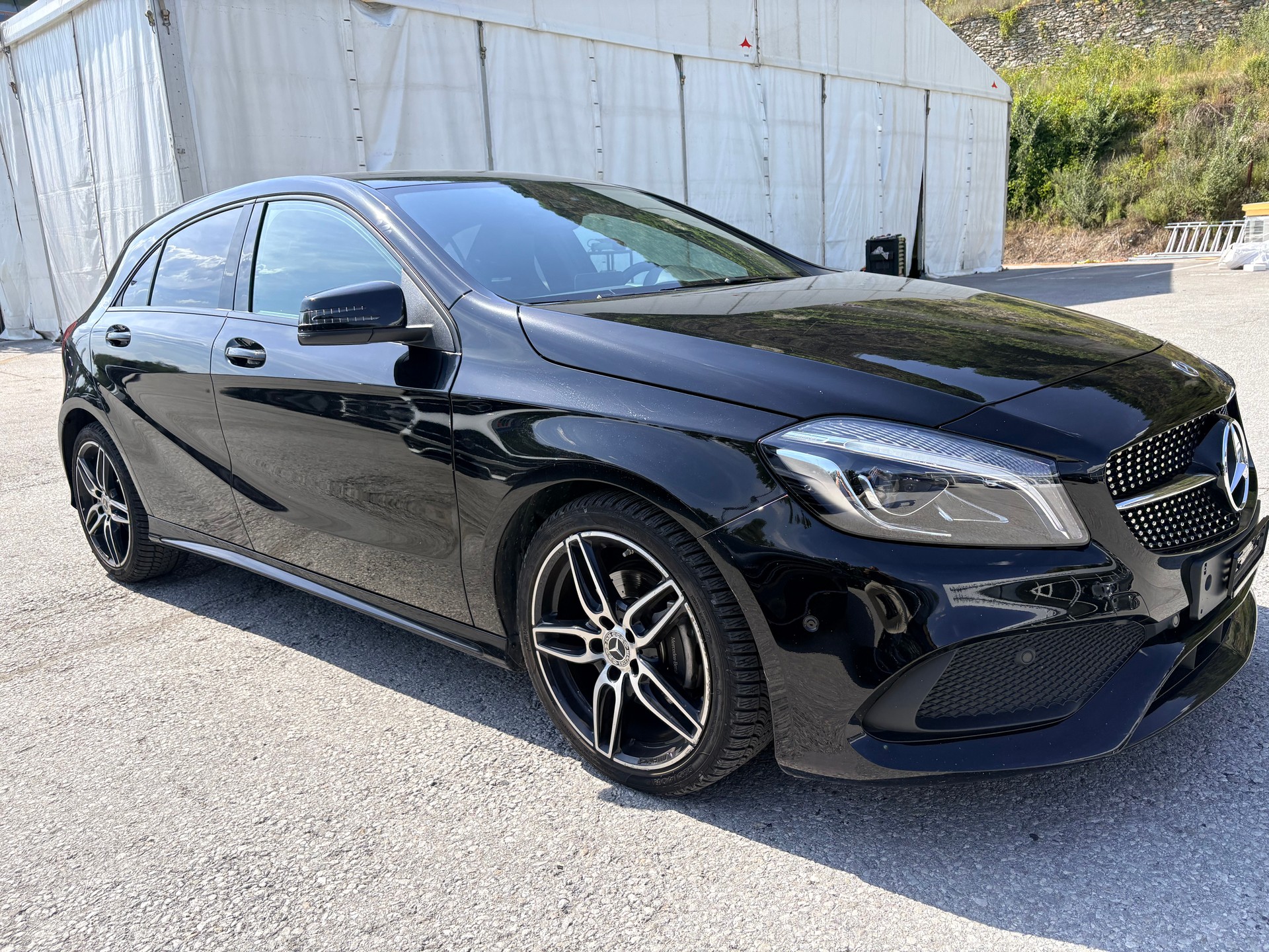 MERCEDES-BENZ A 180 AMG Line 7G-DCT-image-1