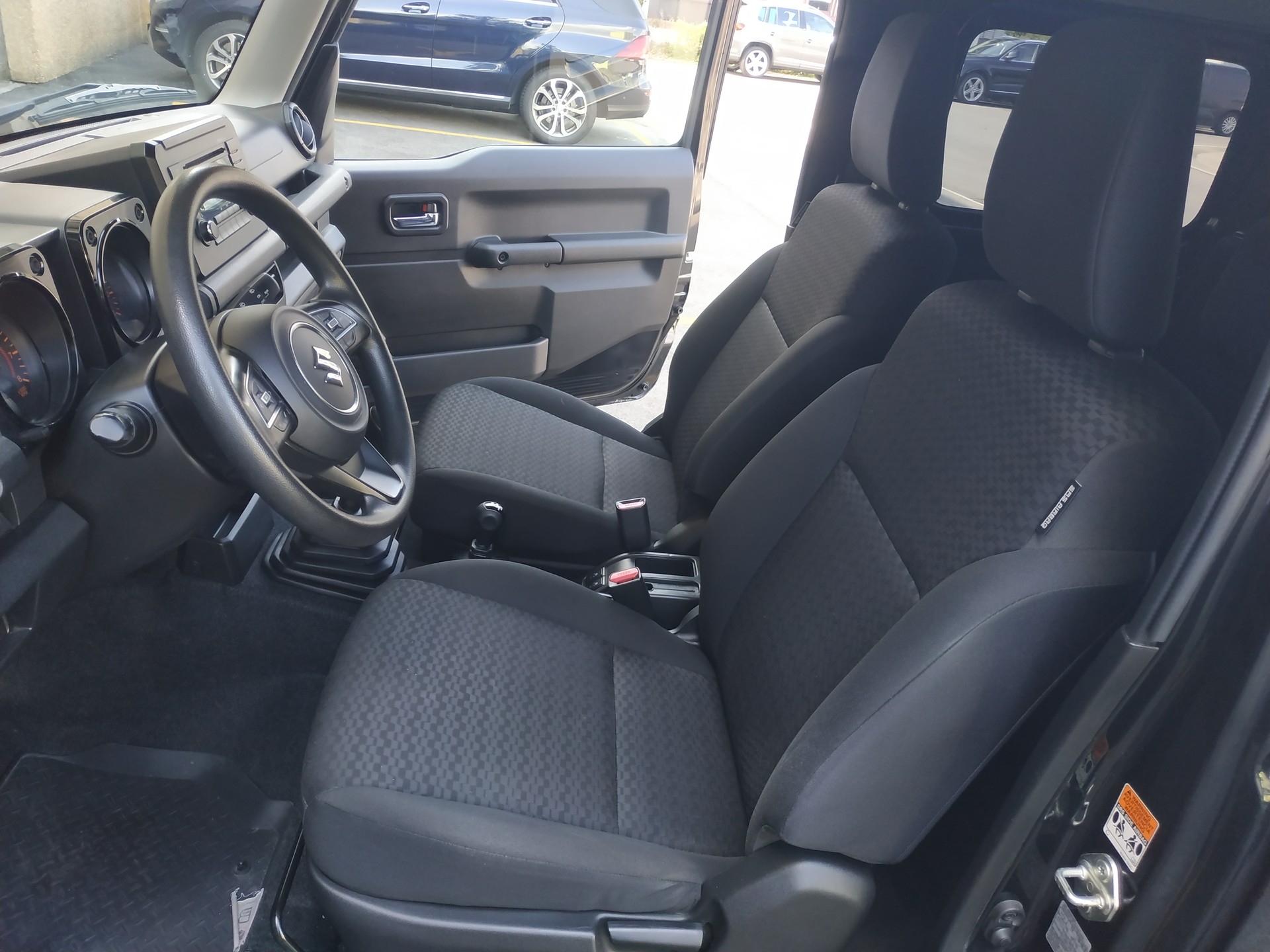 SUZUKI Jimny 1.5 Compact+ 4x4 - 4Plätzer-image-11