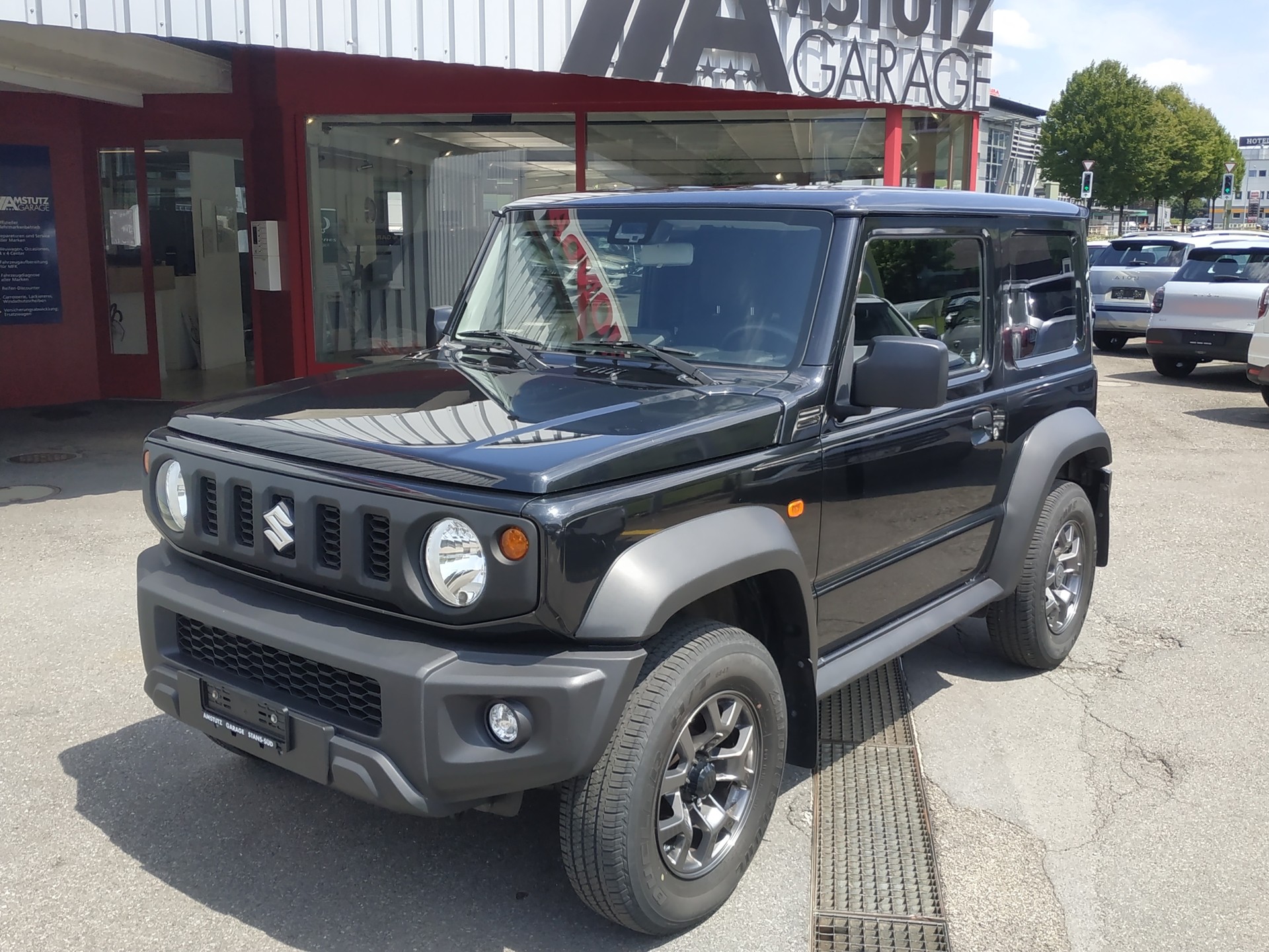 SUZUKI Jimny 1.5 Compact+ 4x4 - 4Plätzer-image-0