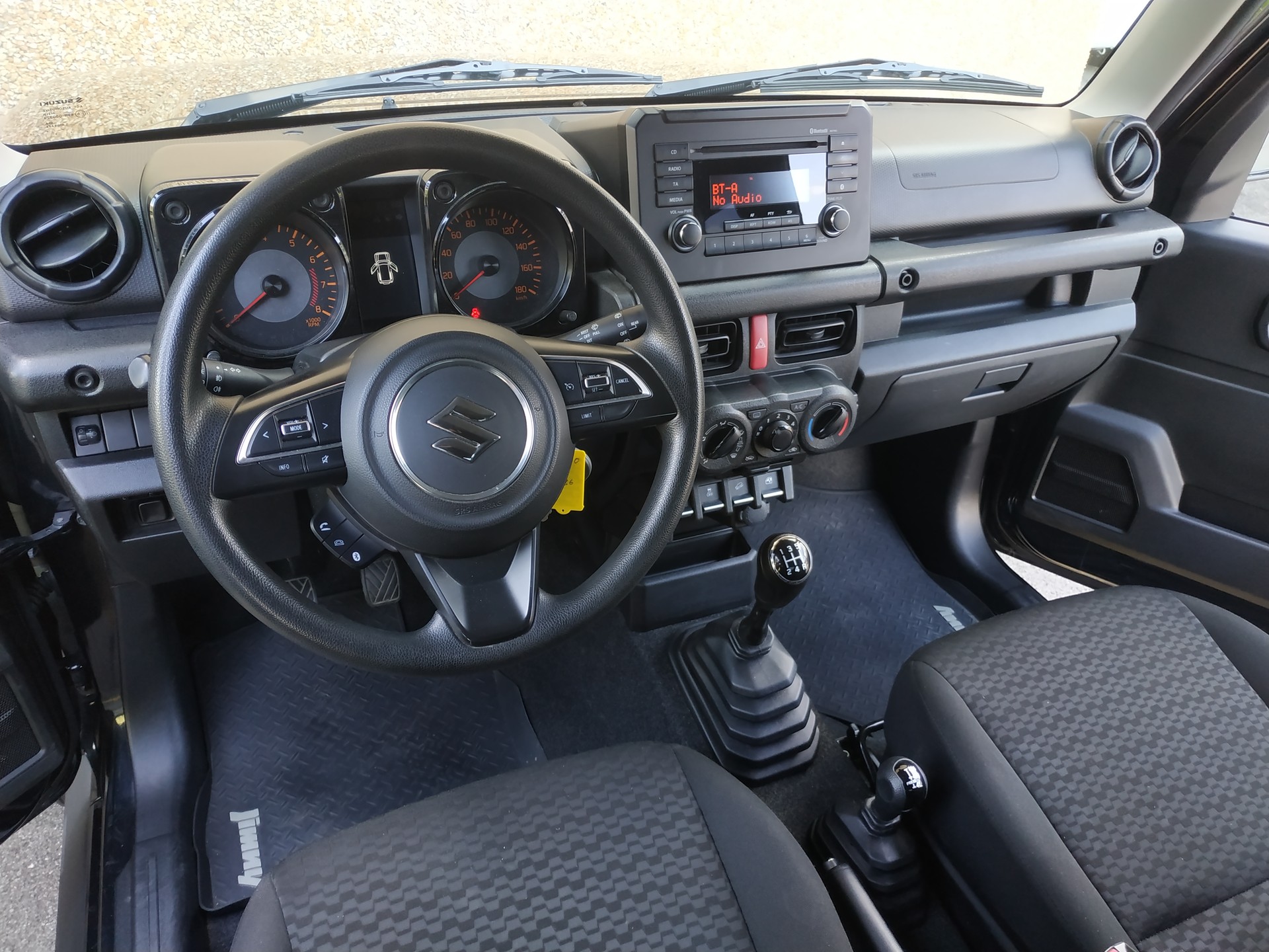 SUZUKI Jimny 1.5 Compact+ 4x4 - 4Plätzer-image-10