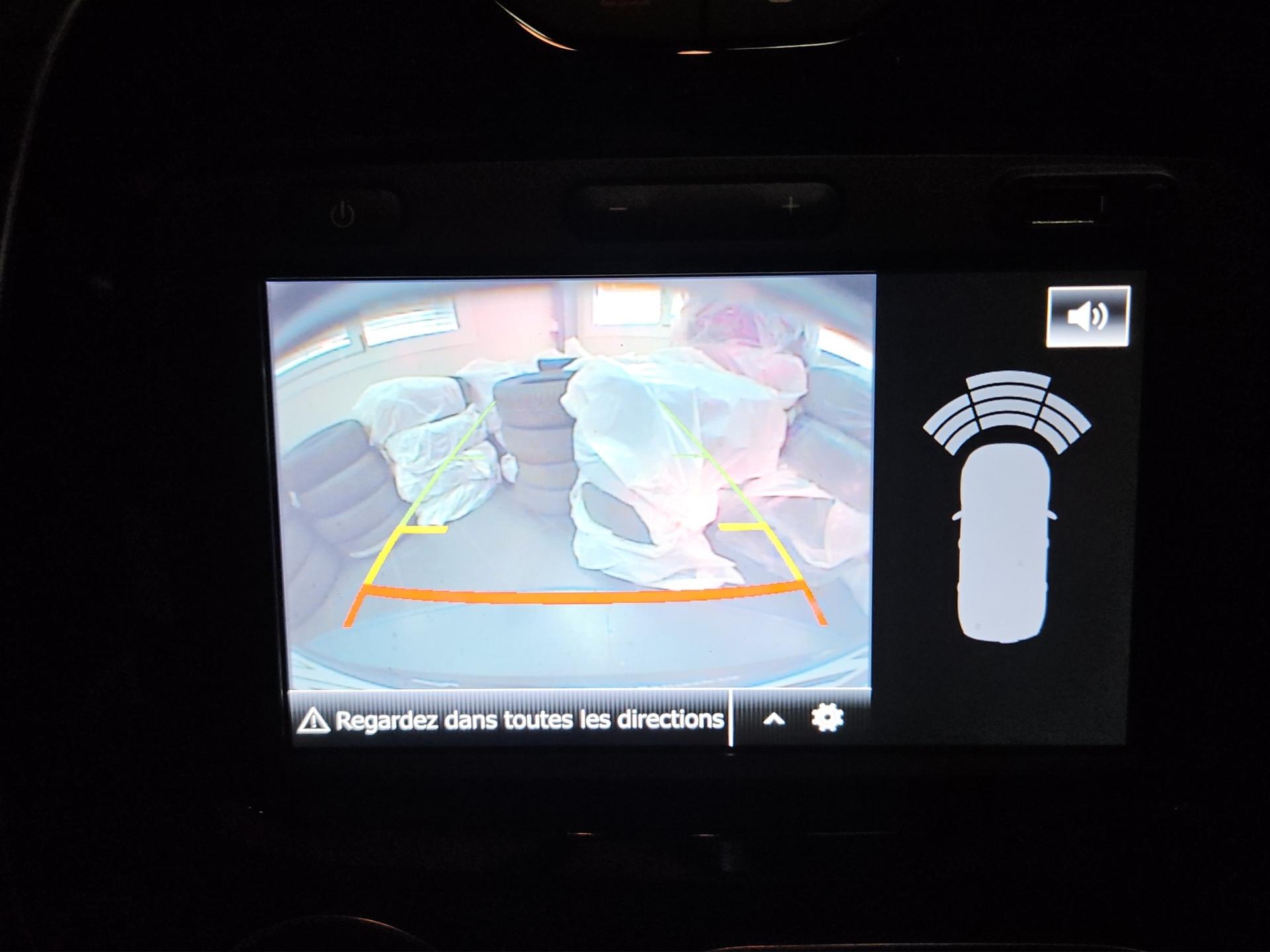 RENAULT Captur 1.3 T 16V Intens EDC-image-12