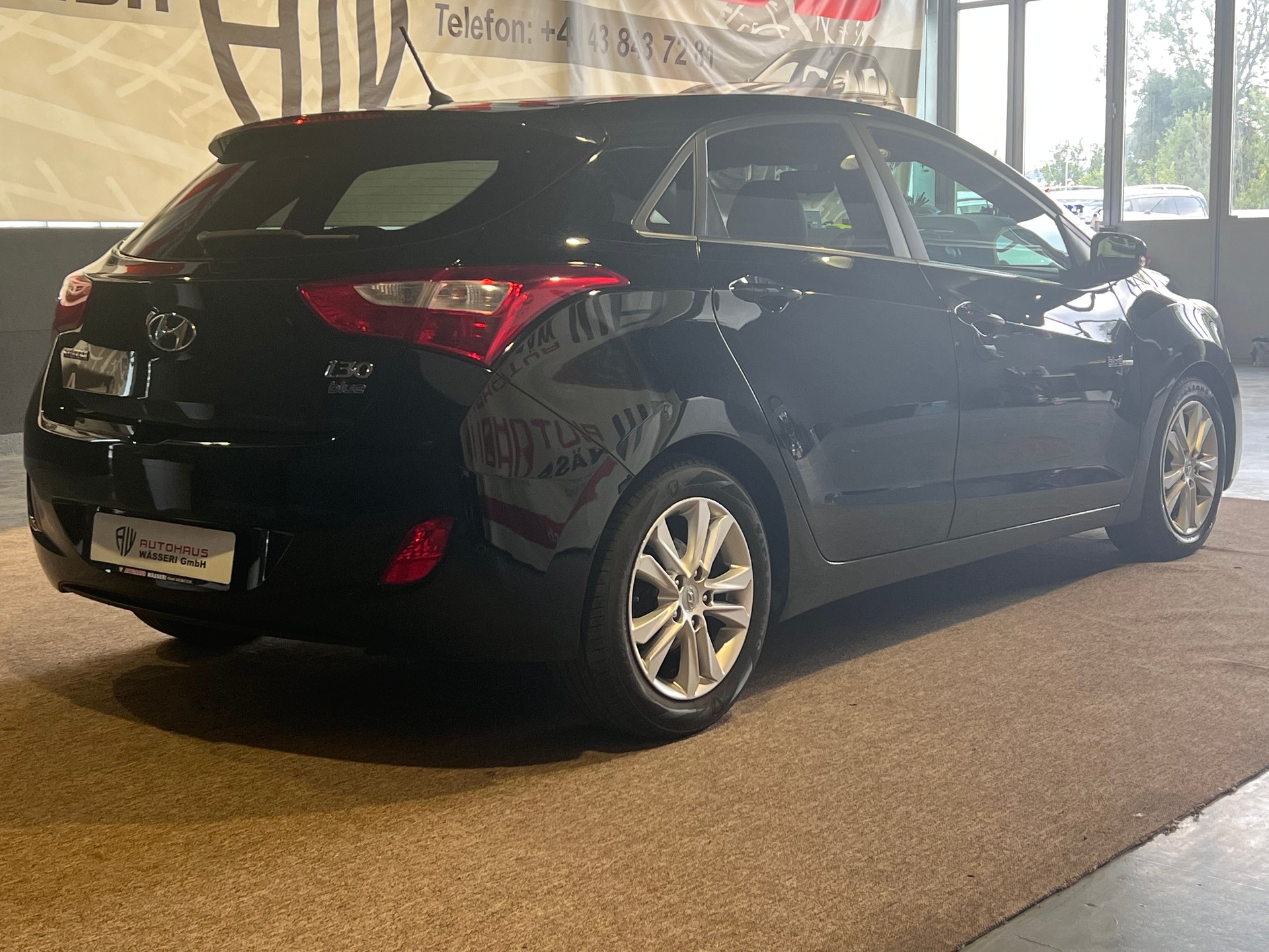 HYUNDAI i30 1.6 CRDi Style-image-2