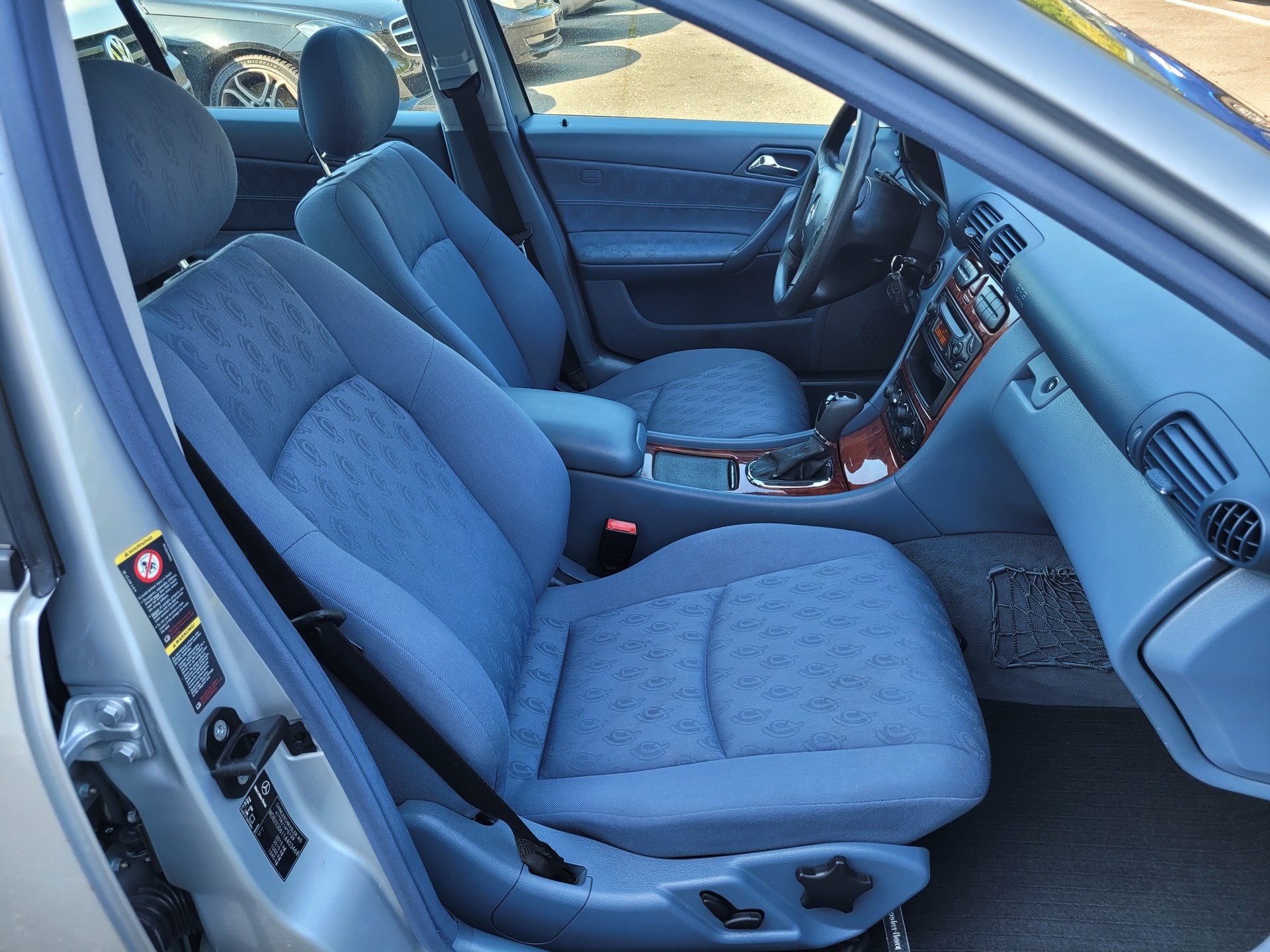 MERCEDES-BENZ C 240 Classic-image-10