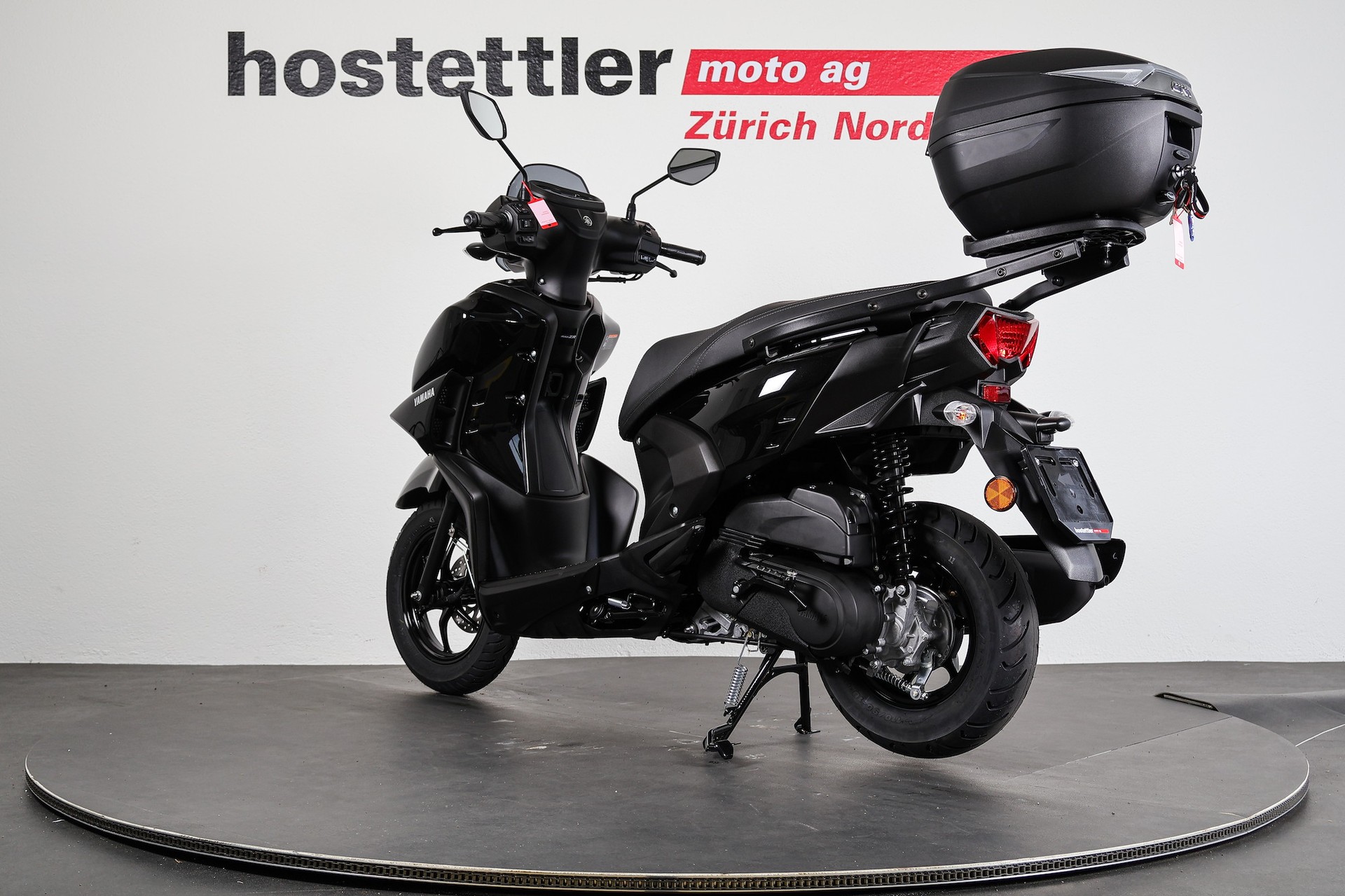 YAMAHA RayZR Smartline-showroom-element-3