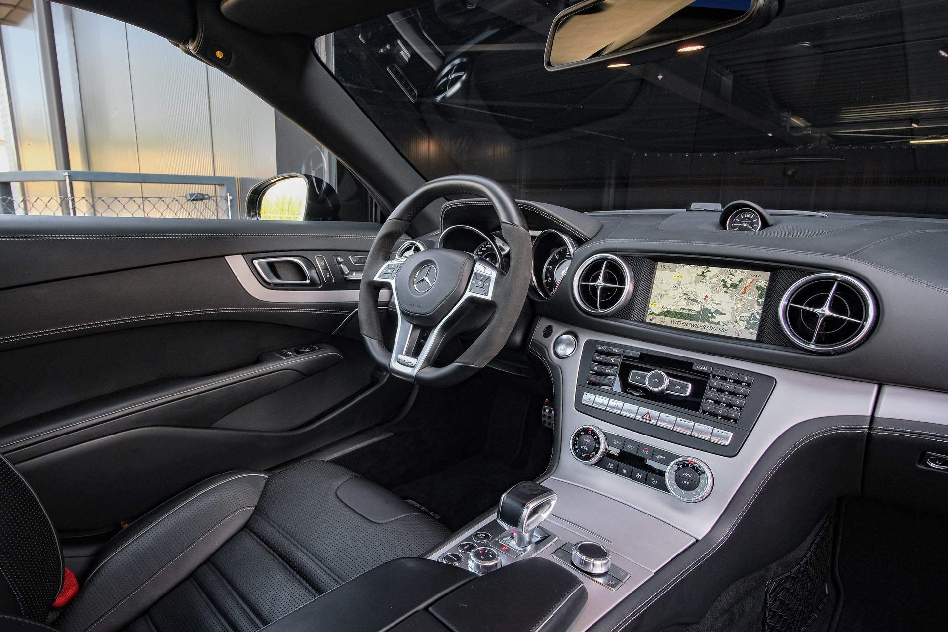 MERCEDES-BENZ SL 63 AMG Speedshift-image-14