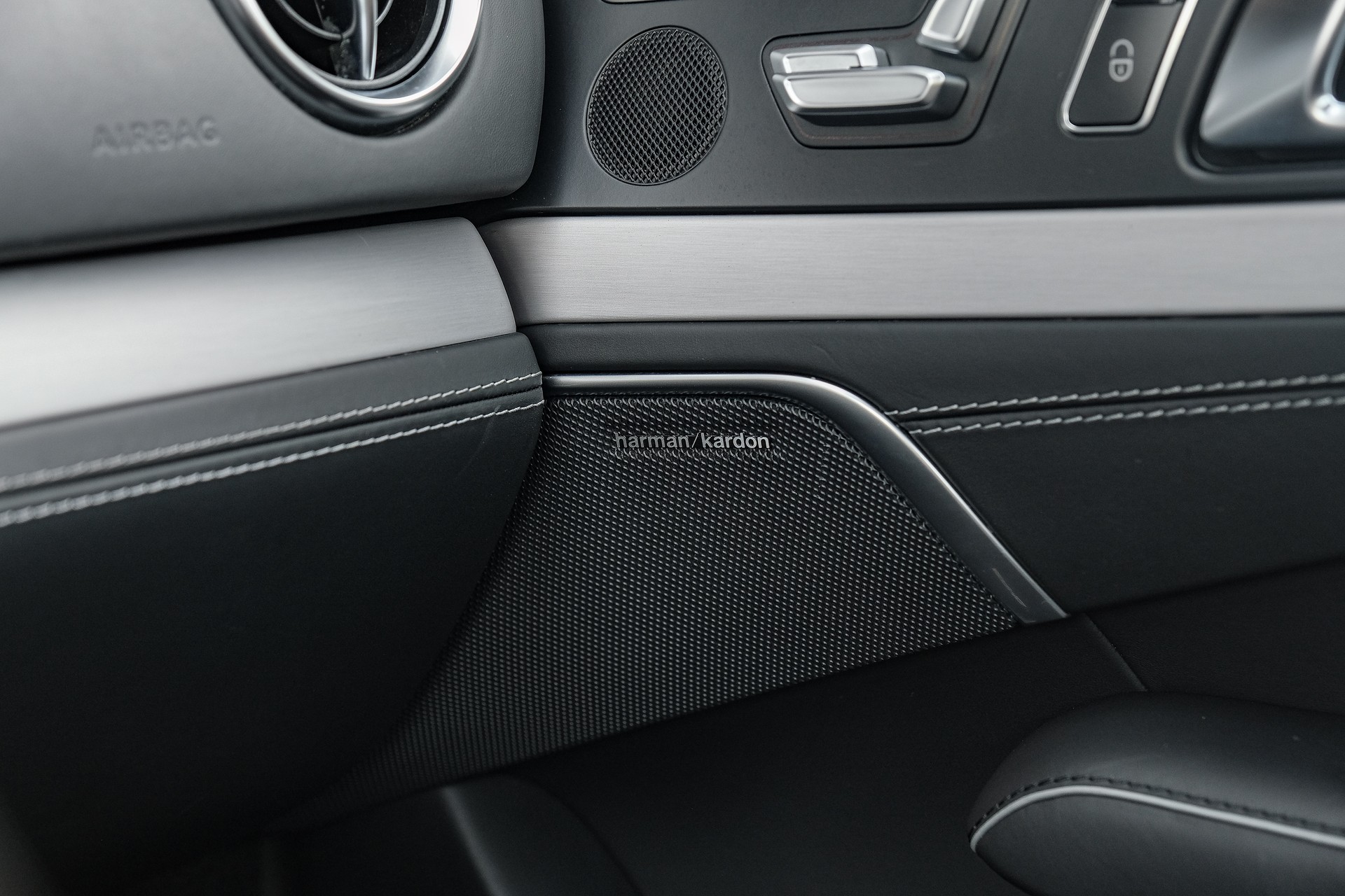 MERCEDES-BENZ SL 63 AMG Speedshift-image-23