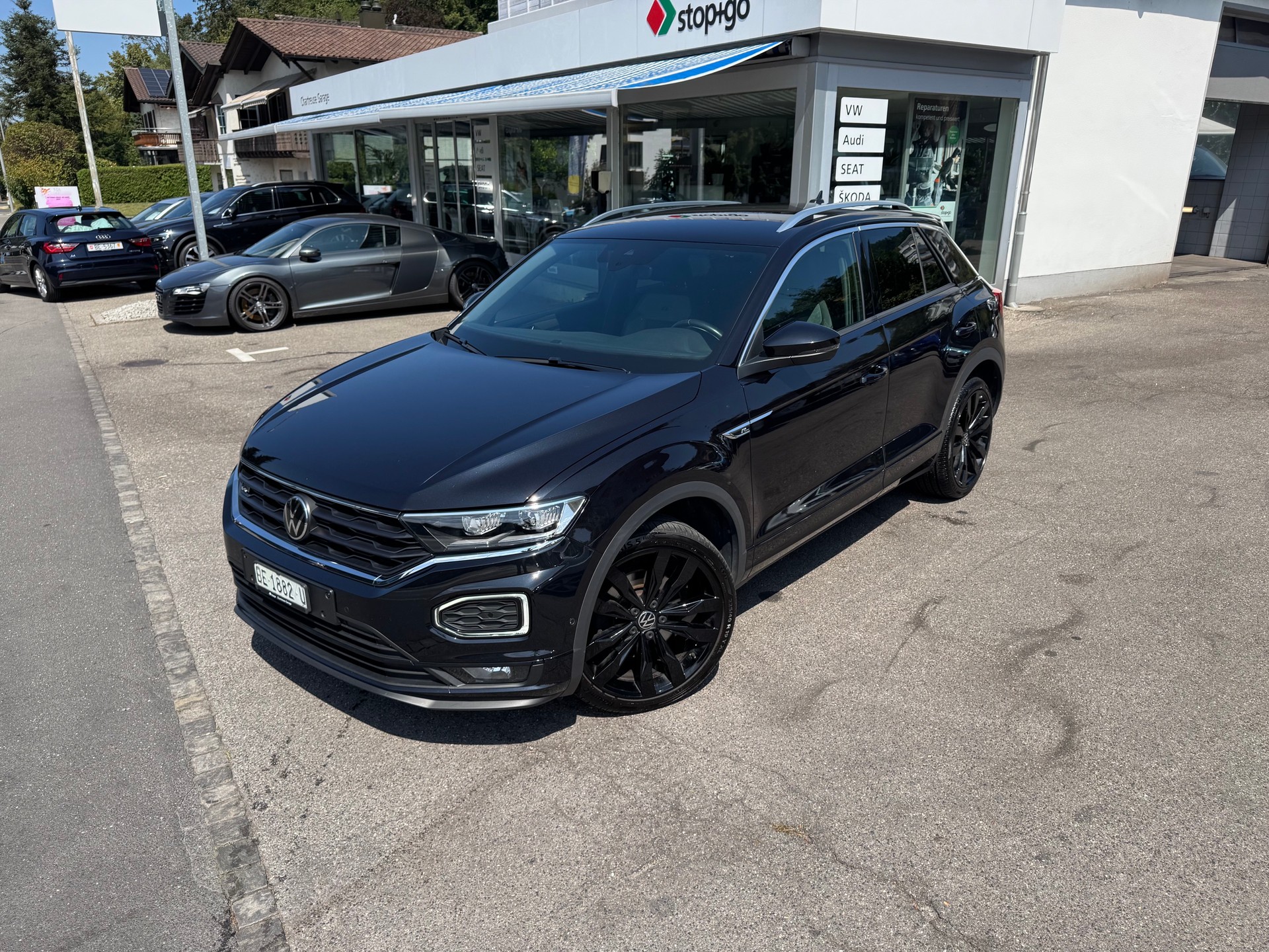 VW T-Roc 2.0 TSI Sport R-Line DSG 4Motion-image-0