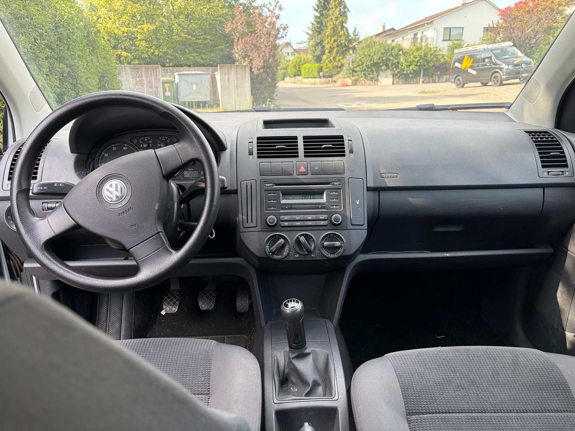 VW POLO-image-4