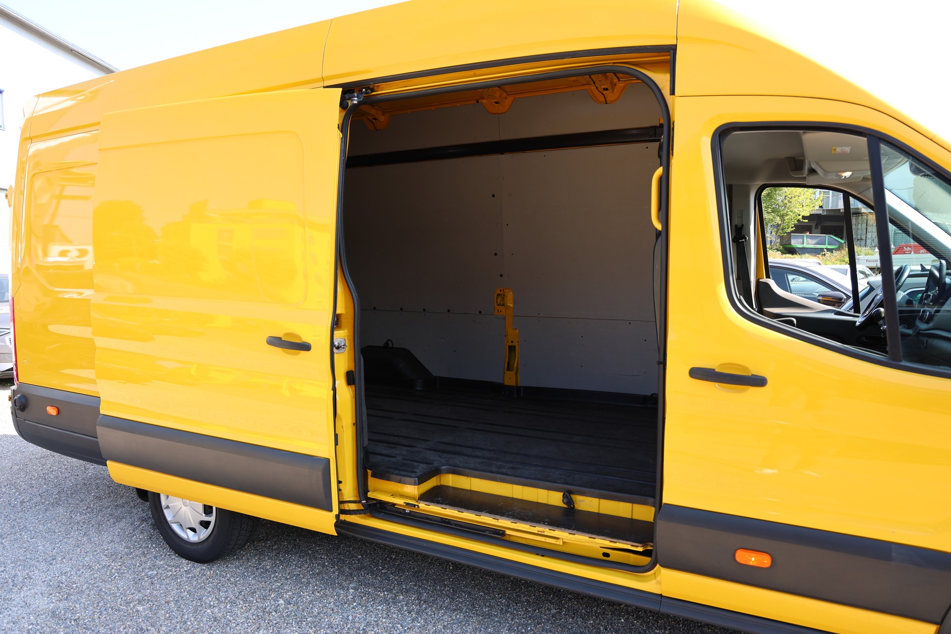 FORD Transit Van 350 L4H3 Trend EXTRA LANG 2.0 TDCi 185ps RWD-image-8