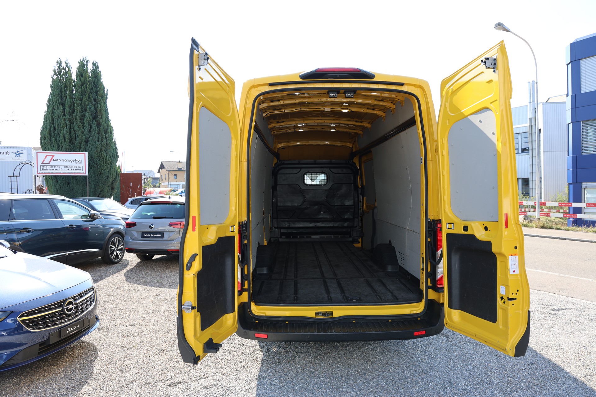 FORD Transit Van 350 L4H3 Trend EXTRA LANG 2.0 TDCi 185ps RWD-image-11