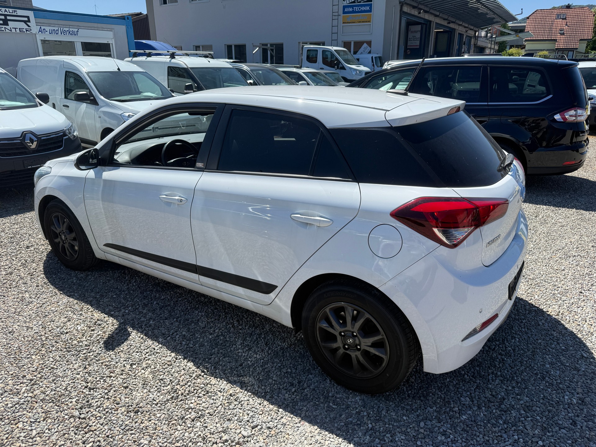 HYUNDAI i20 1.0 T-GDi GO-image-3