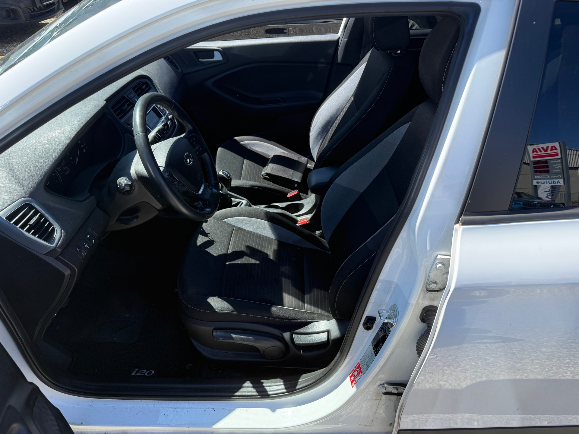 HYUNDAI i20 1.0 T-GDi GO-image-6