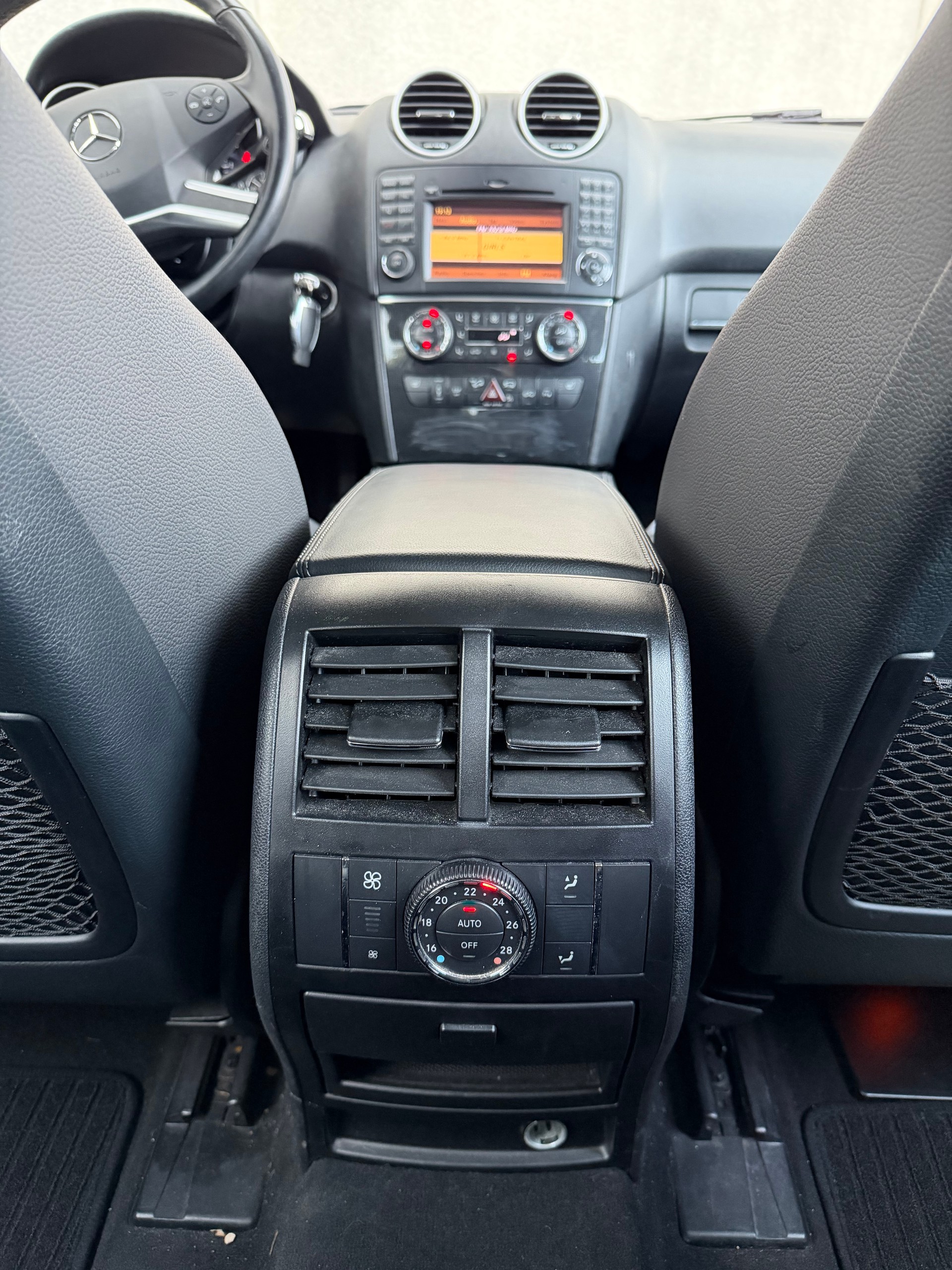 MERCEDES-BENZ ML 350 4Matic 7G-Tronic-image-12