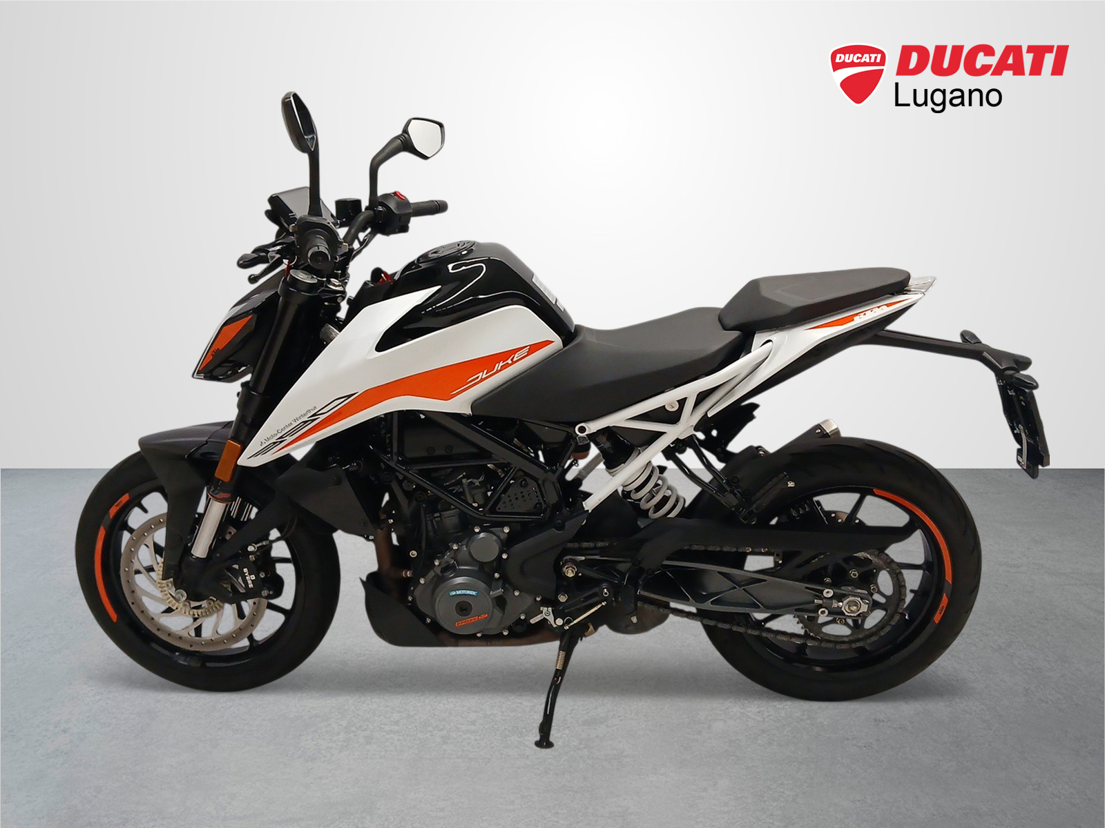 KTM 390 Duke-image-4