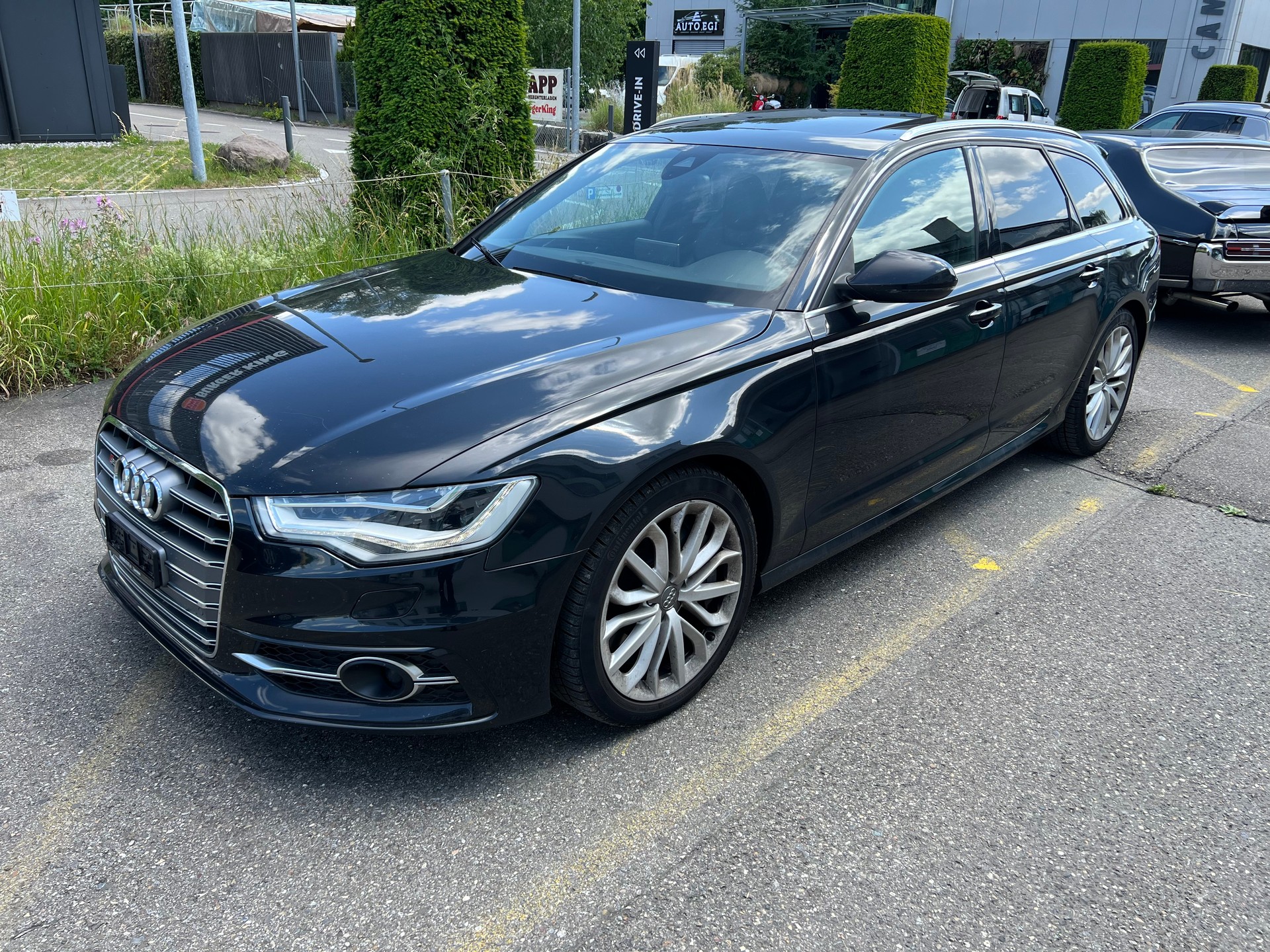 AUDI S6 Avant 4.0 TFSI V8 quattro S-tronic-image-1