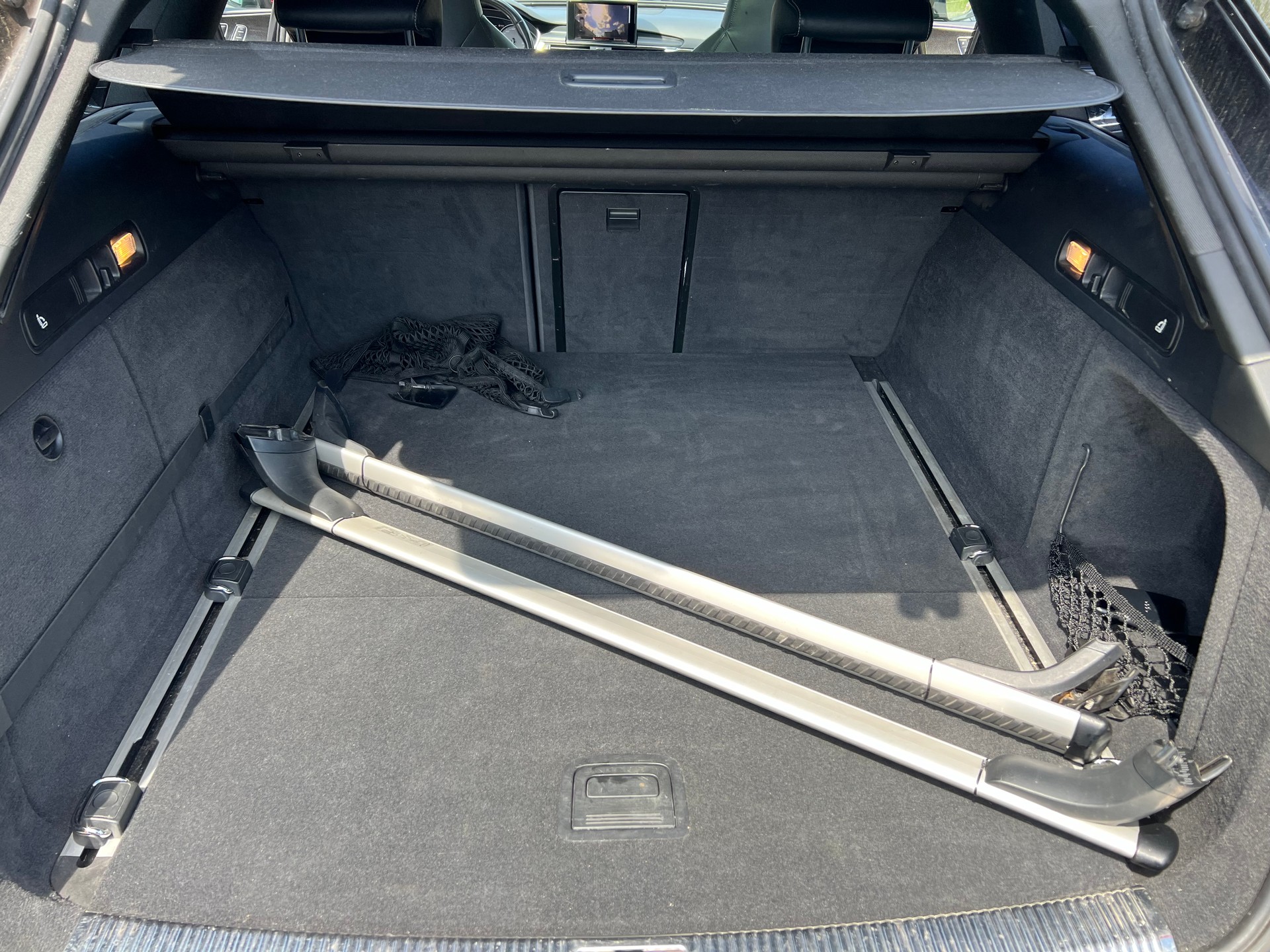 AUDI S6 Avant 4.0 TFSI V8 quattro S-tronic-image-4