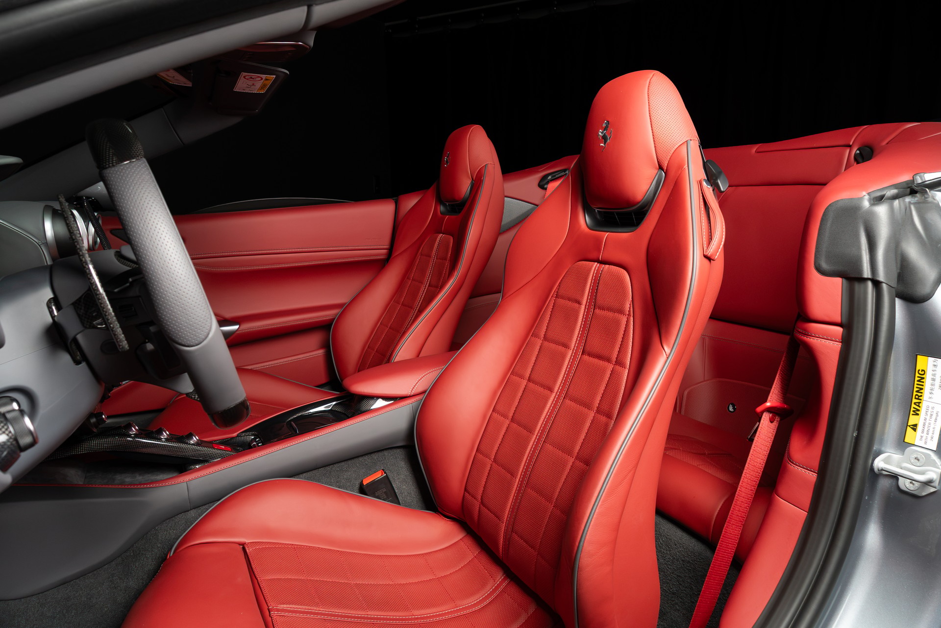 FERRARI Portofino M-image-15