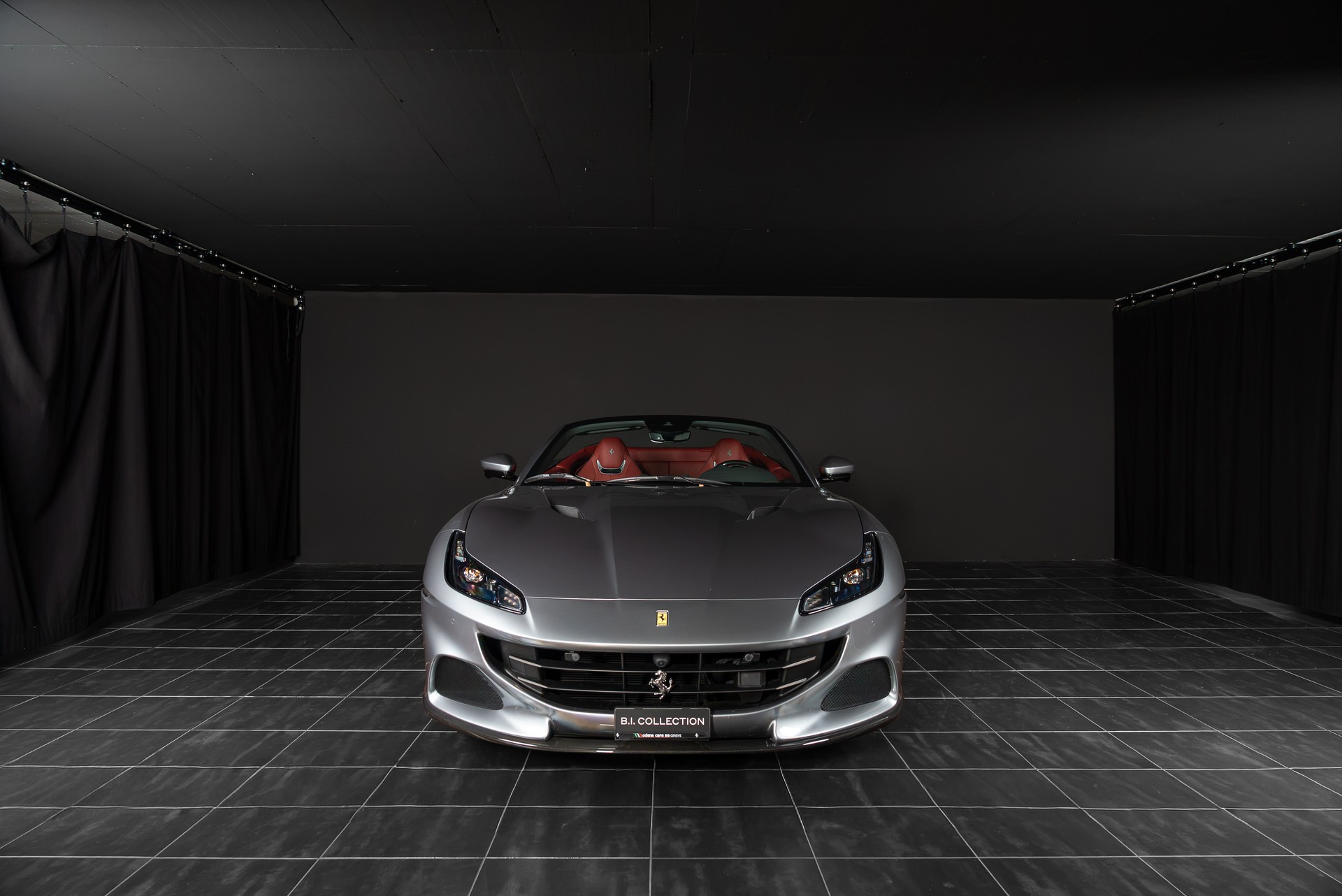FERRARI Portofino M-image-2