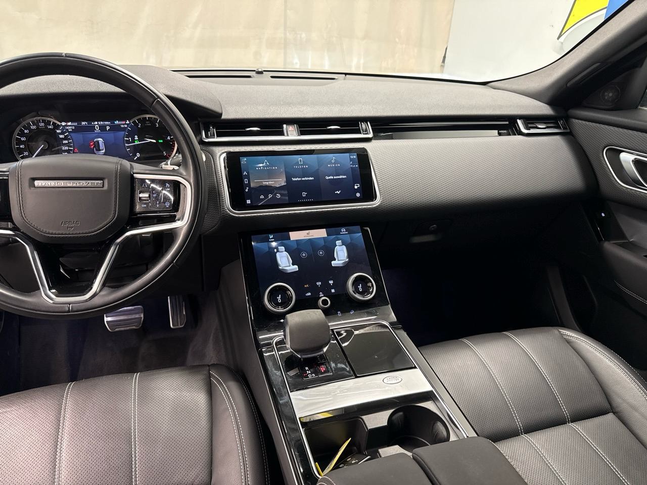 LAND ROVER Range Rover Velar D 200 R-Dynamic SE ic-image-6