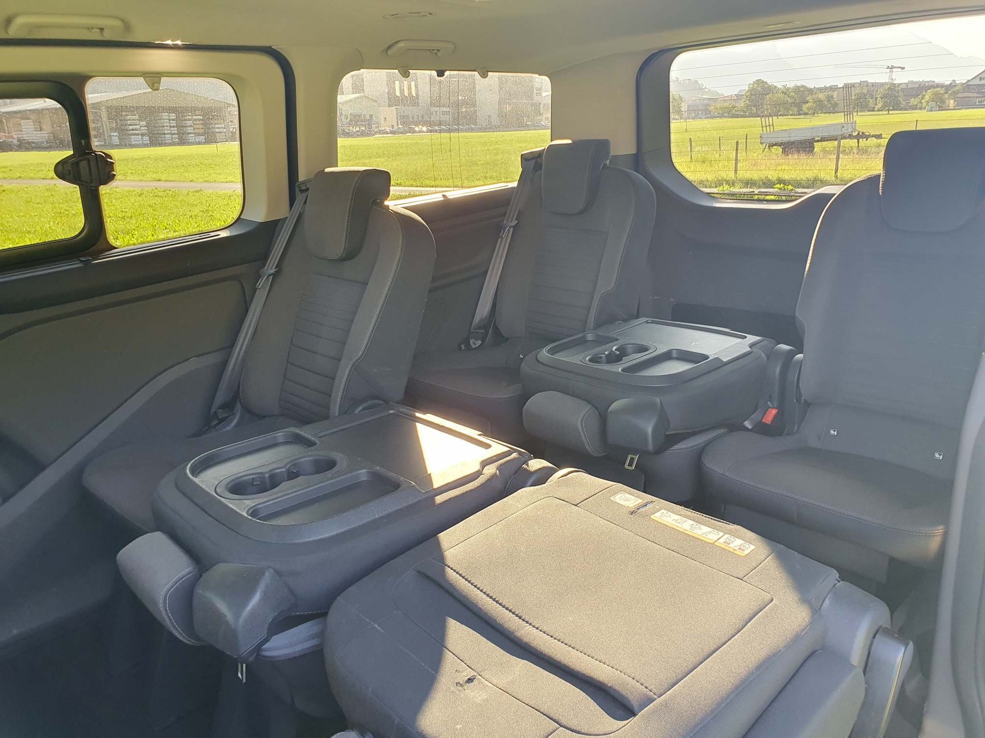 FORD Tourneo Custom 320 L1 2.0 TDCi 185 Titanium-image-10