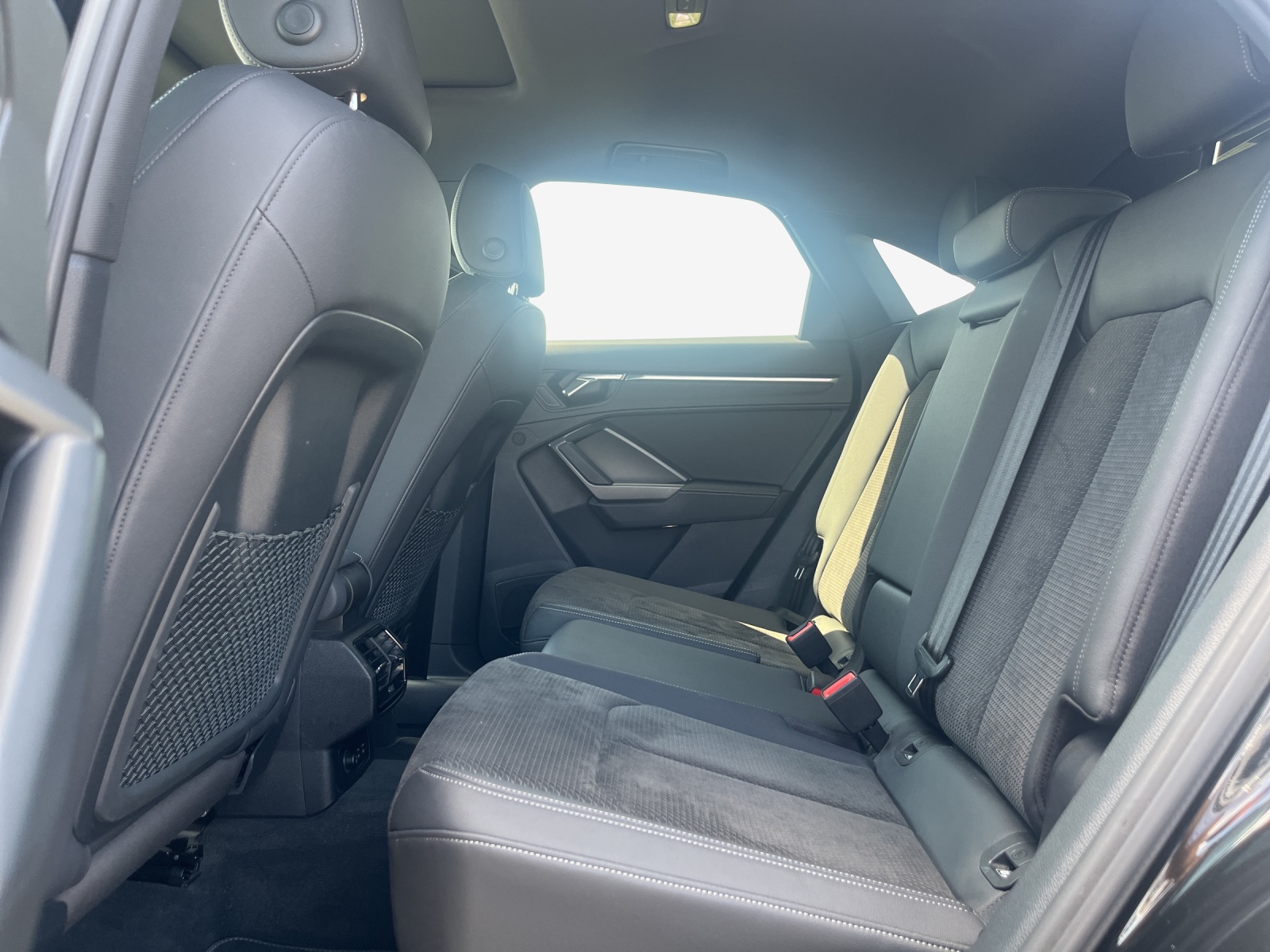 AUDI Q3 Sportback 45 TFSI S line quattro S-tronic-image-11
