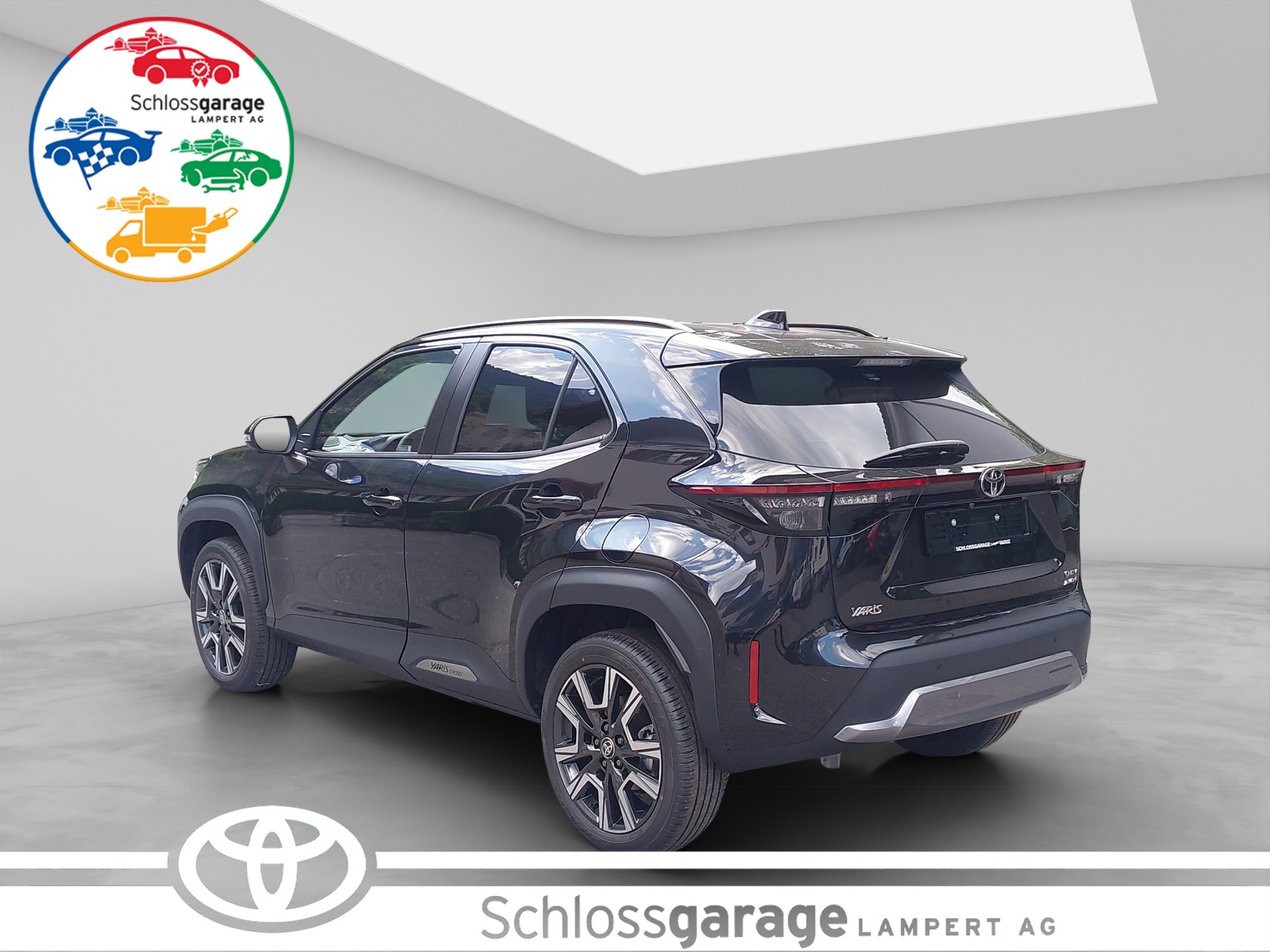 TOYOTA Yaris Cross 1.5 VVT-i HSD Premium AWD-i-image-3