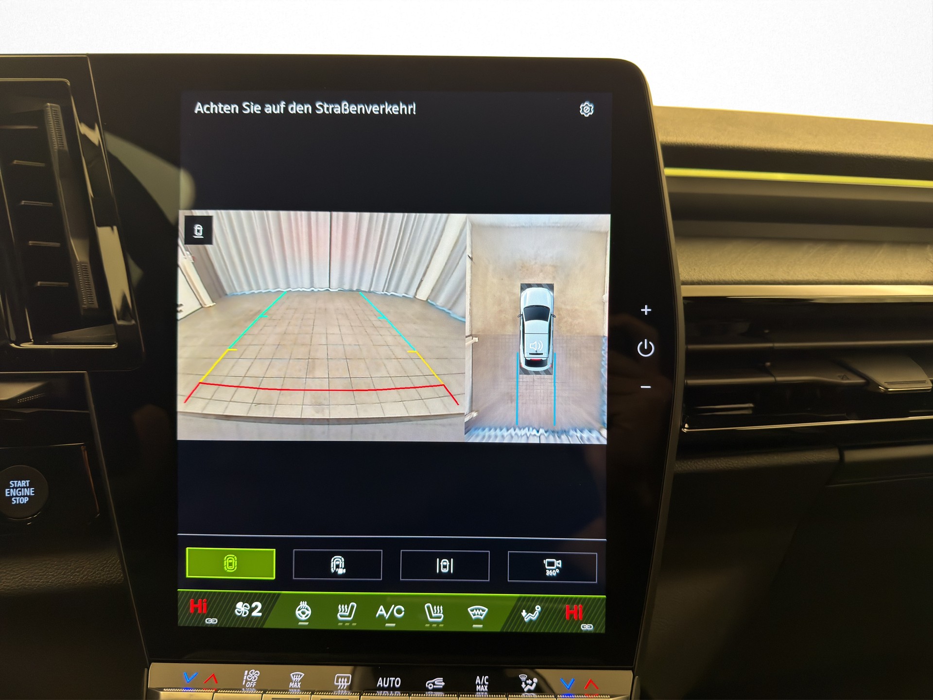 RENAULT Rafale 1.2 E-Tech Plug-in Atelier Alpine-image-10