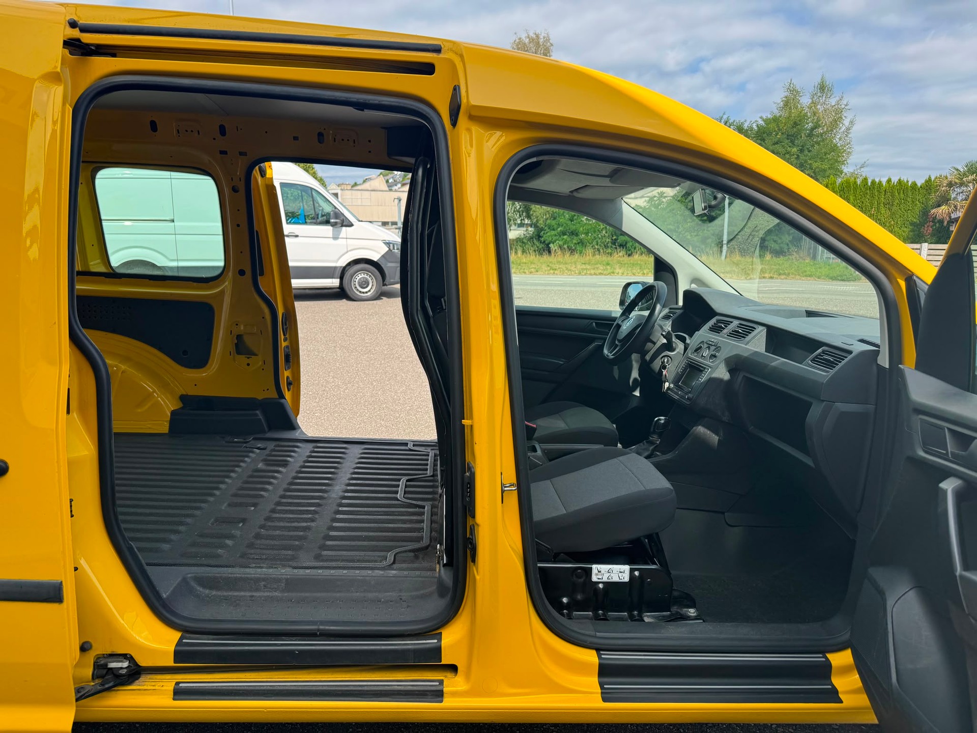 VW Caddy Maxi 2.0TDI 4Mot. DSG Automat - 4x4-image-6