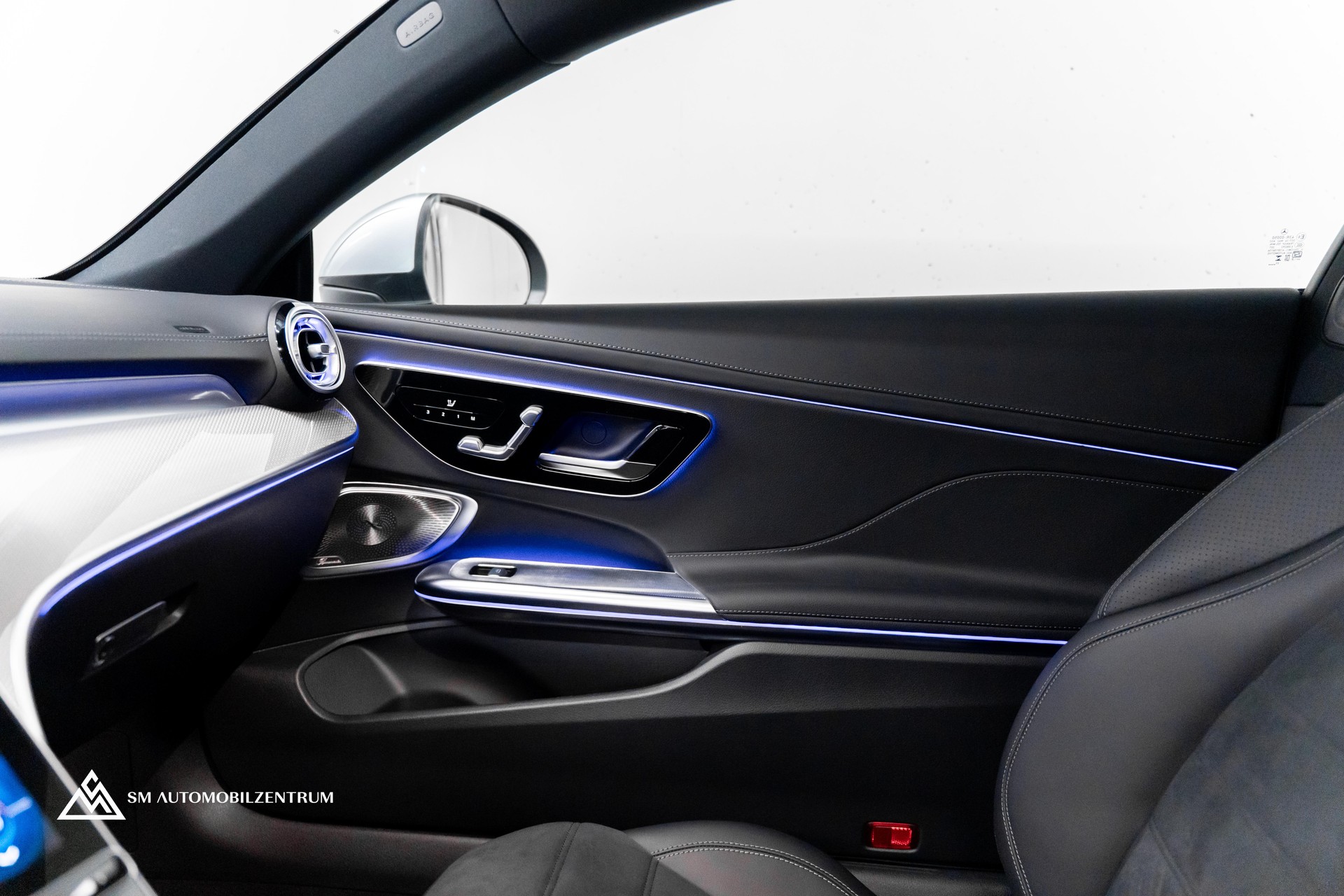MERCEDES-BENZ CLE 300 AMG Line 4matic Coupé / 360° / Burmester / Lenkradheizung-image-19