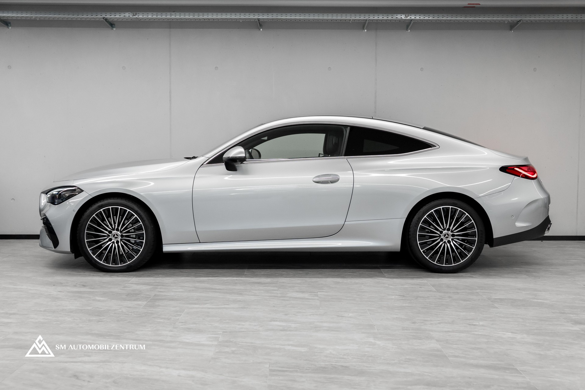 MERCEDES-BENZ CLE 300 AMG Line 4matic Coupé / 360° / Burmester / Lenkradheizung-image-6